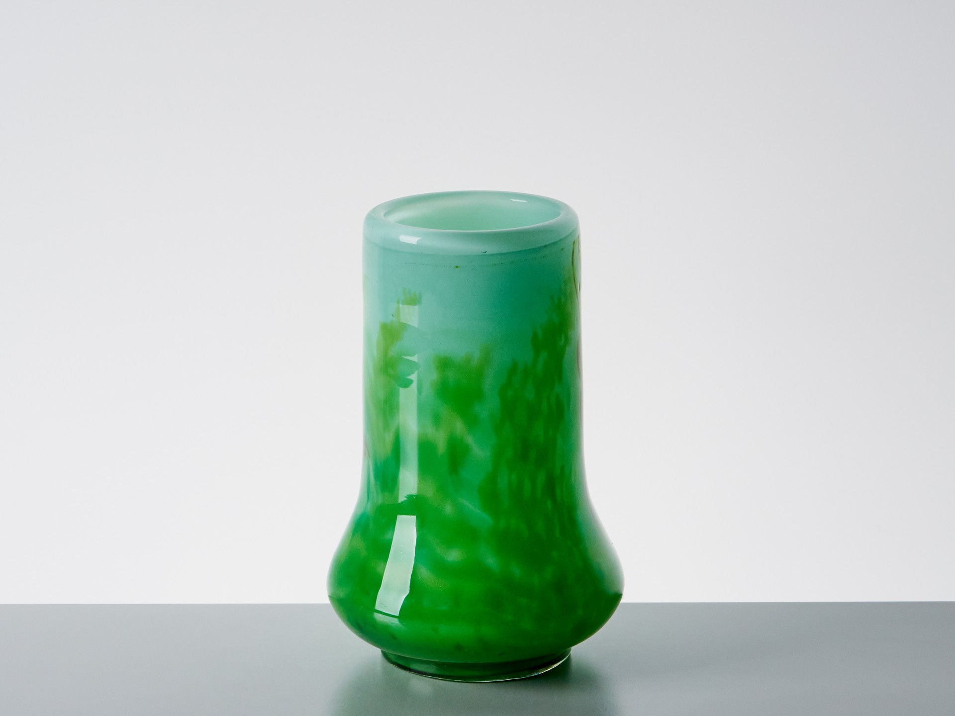 Vase image 3