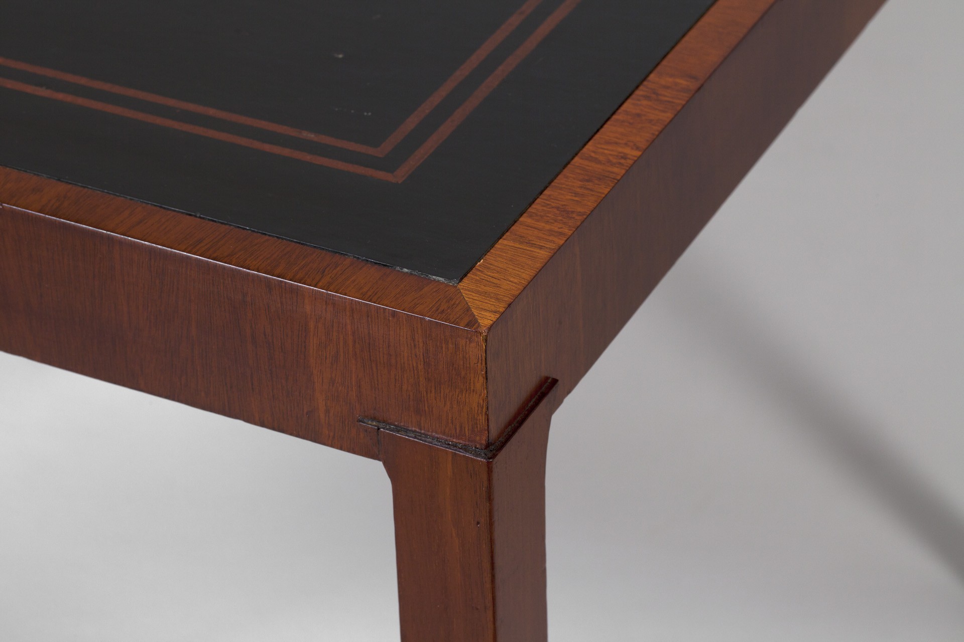 Dining Table image 4