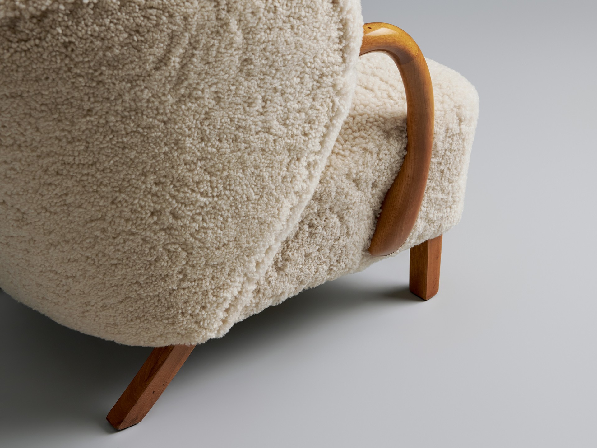 Armchair image 8