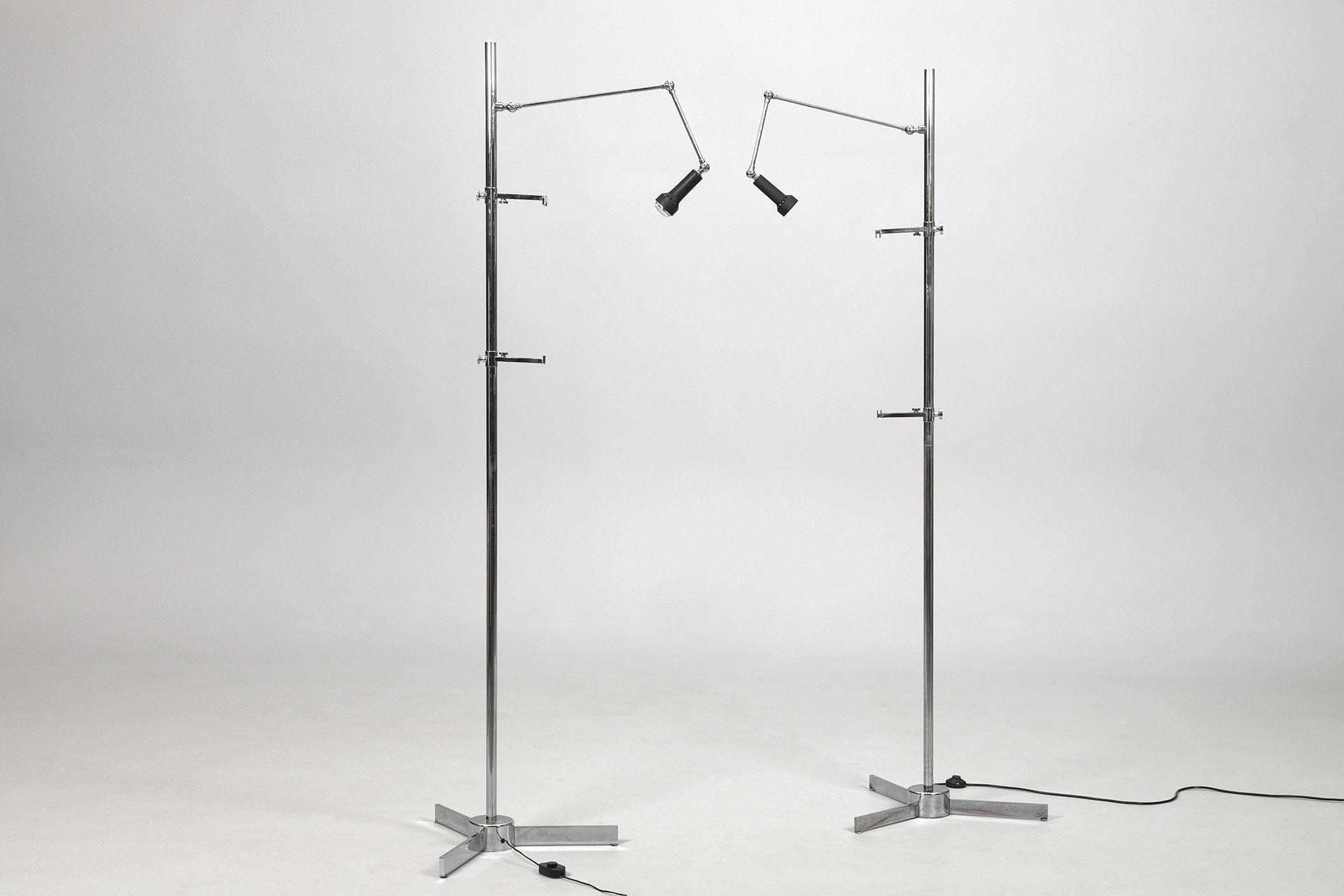 Pair of Arredoluce "Cavalletto" Lamp Easels image 2