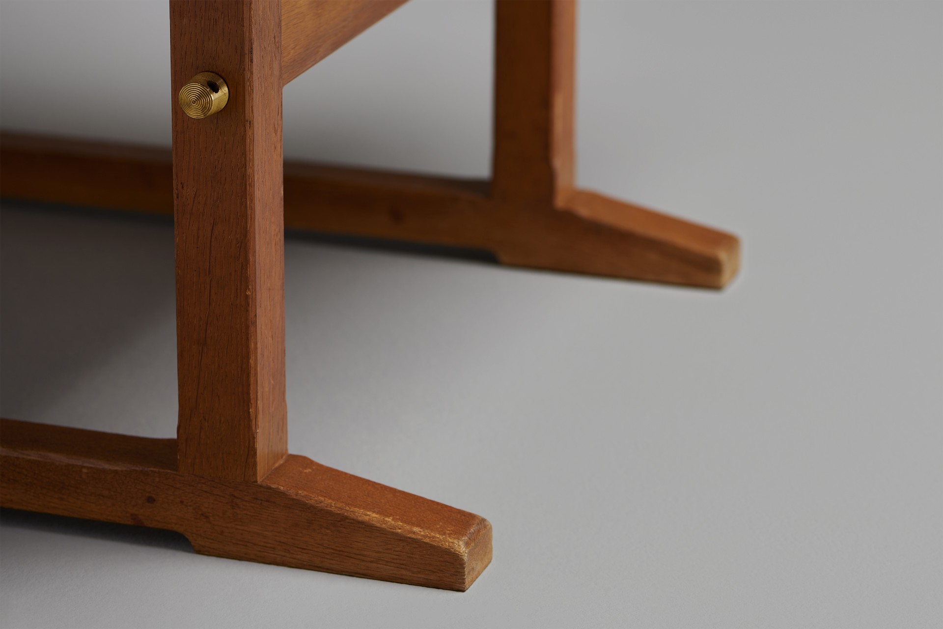 Pair of Coffee Tables image 5