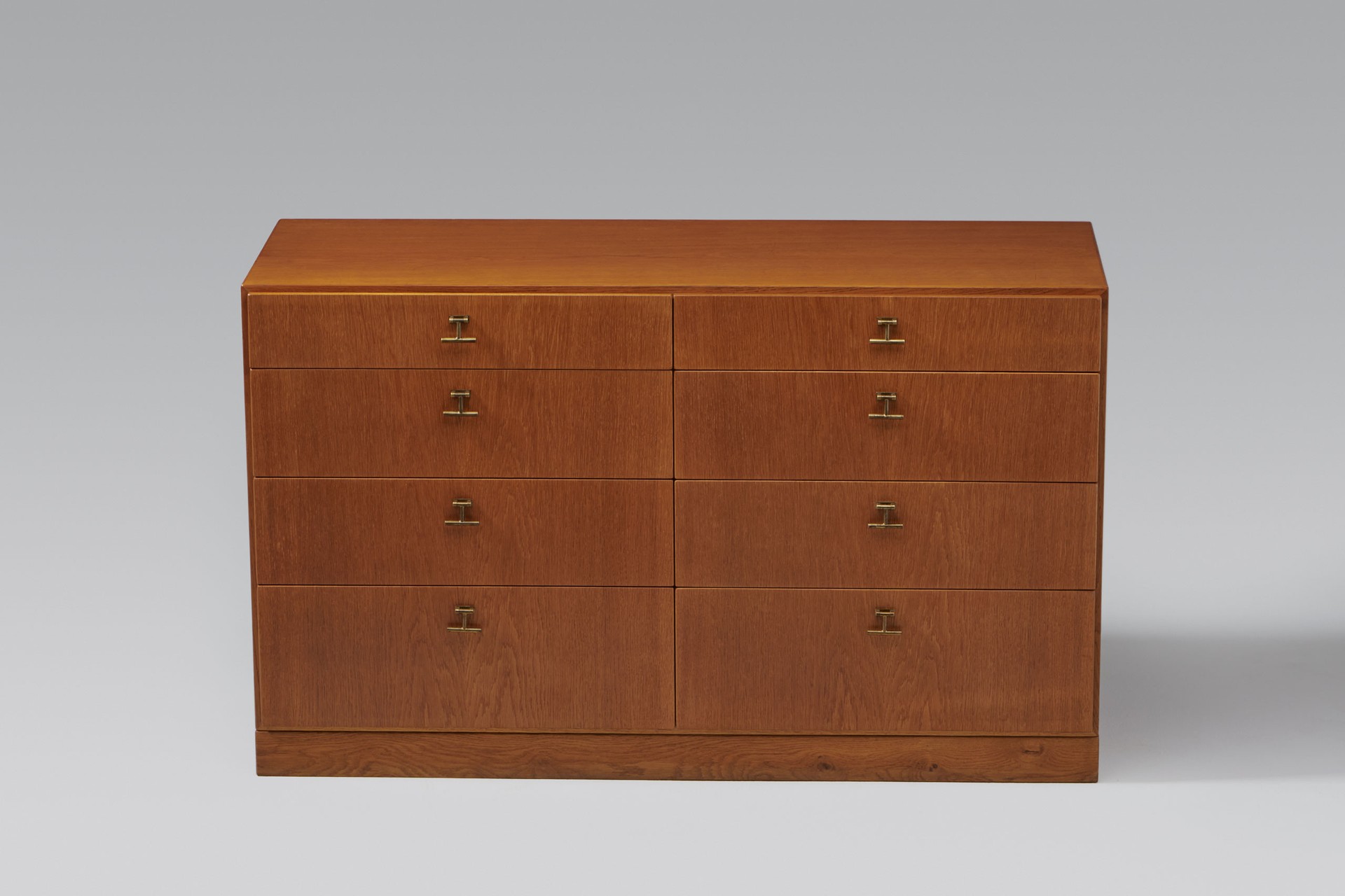 Pair of Chest of Drawers image 3