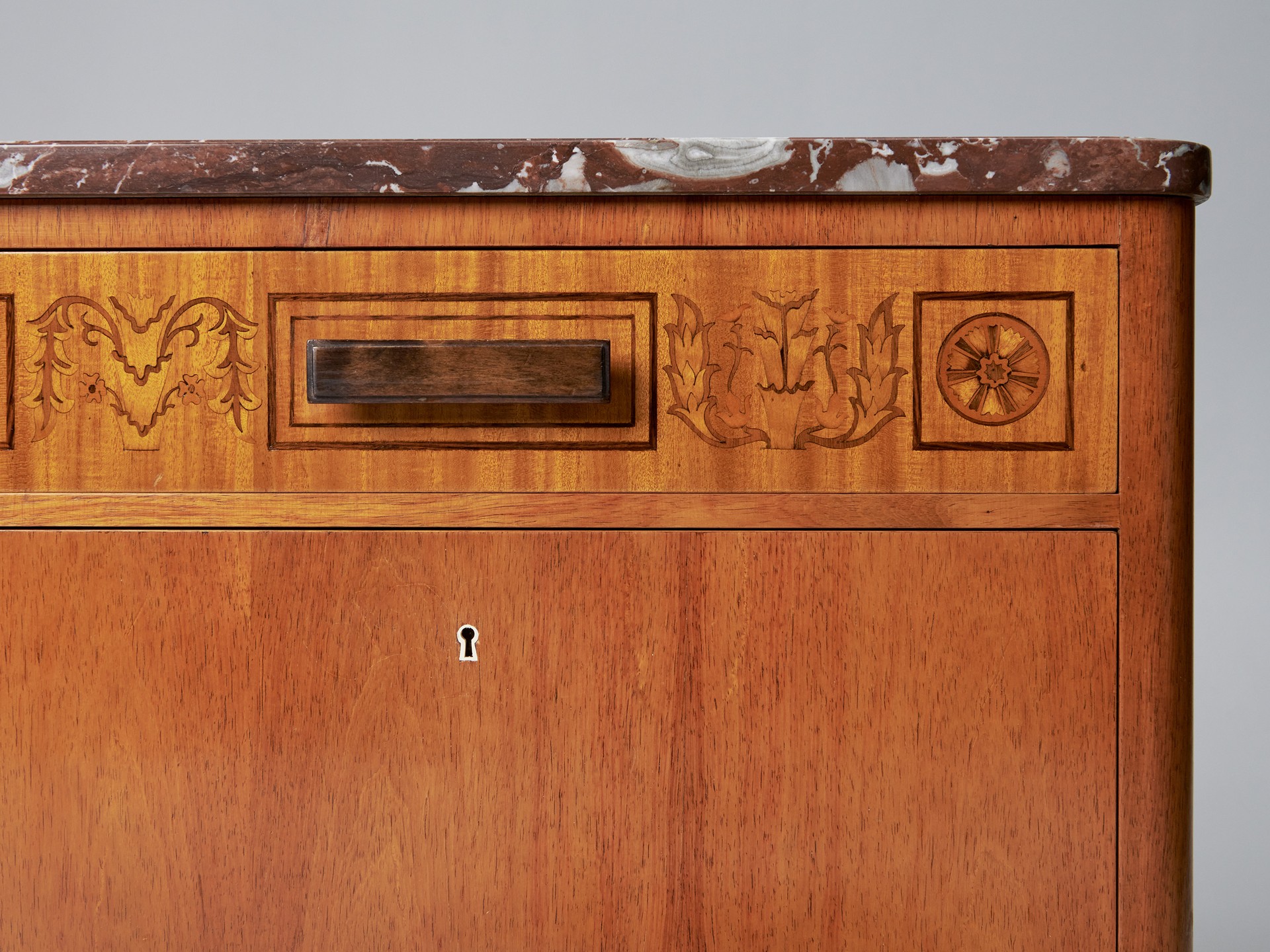 Chest of Drawers image 8