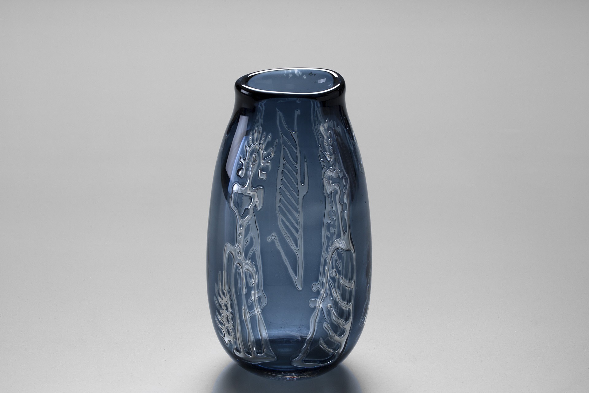 Ariel "Waterplay" Vase image 2