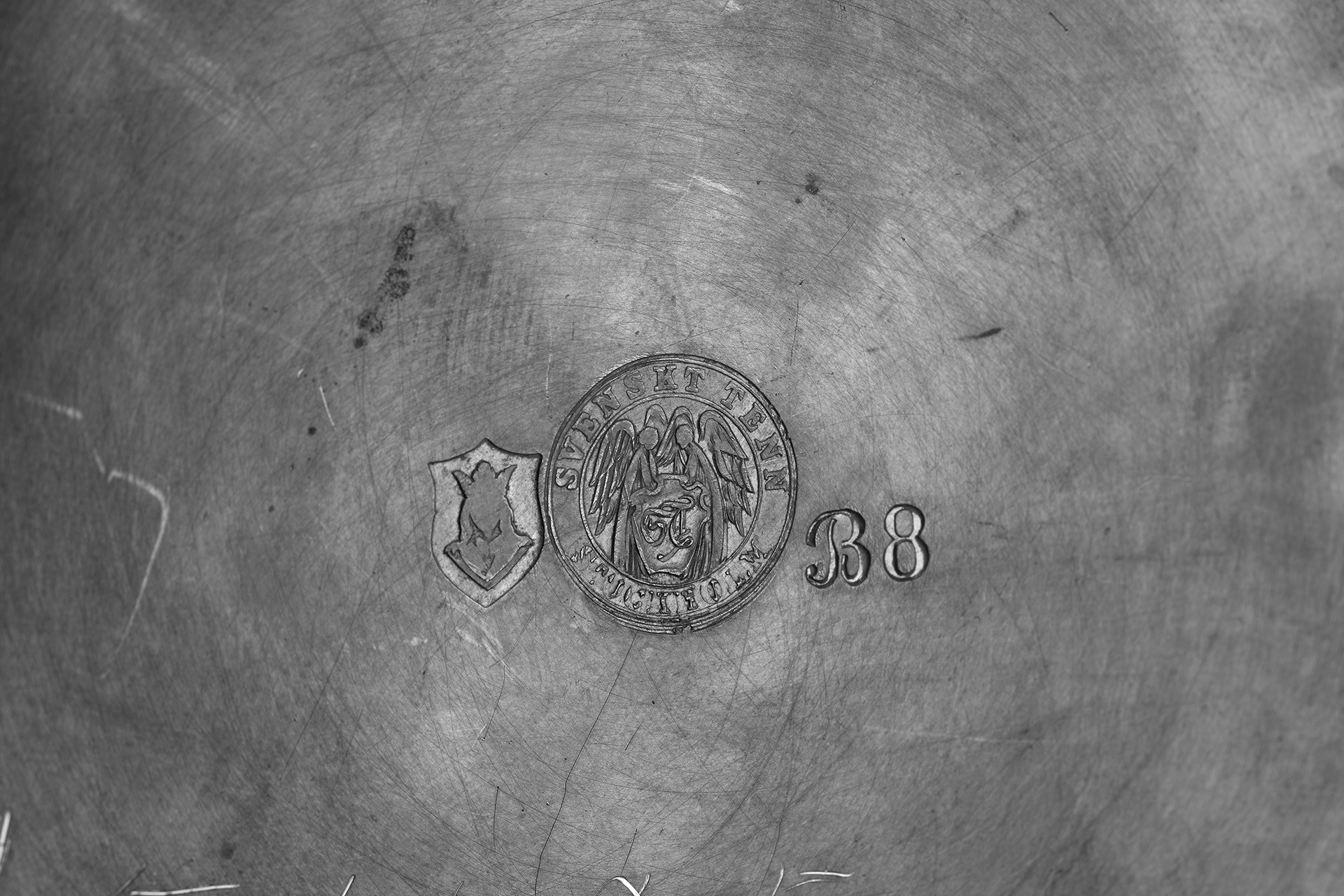 Pewter Jar With Lid image 5