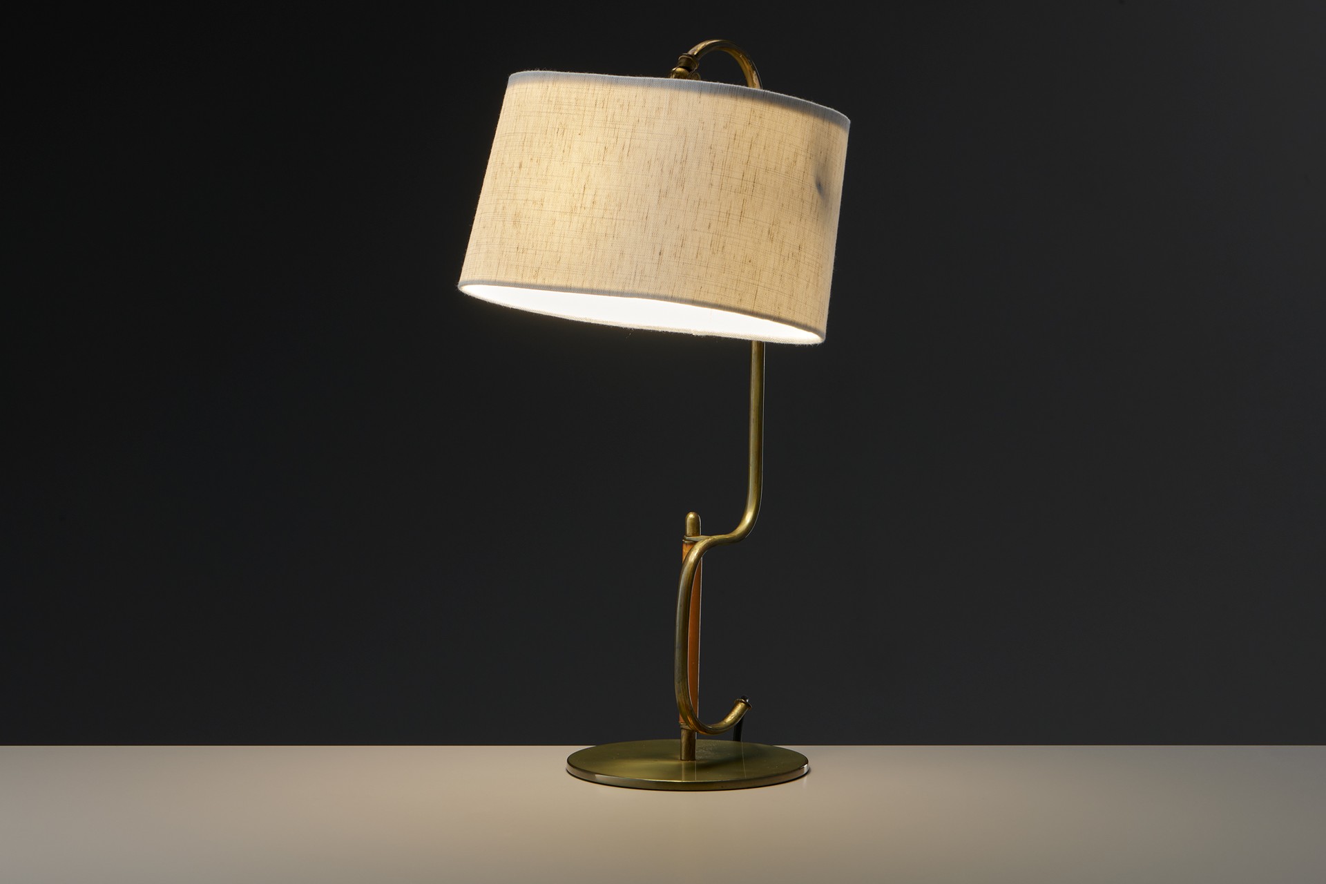 Table Lamp, Model no 9202 image 3