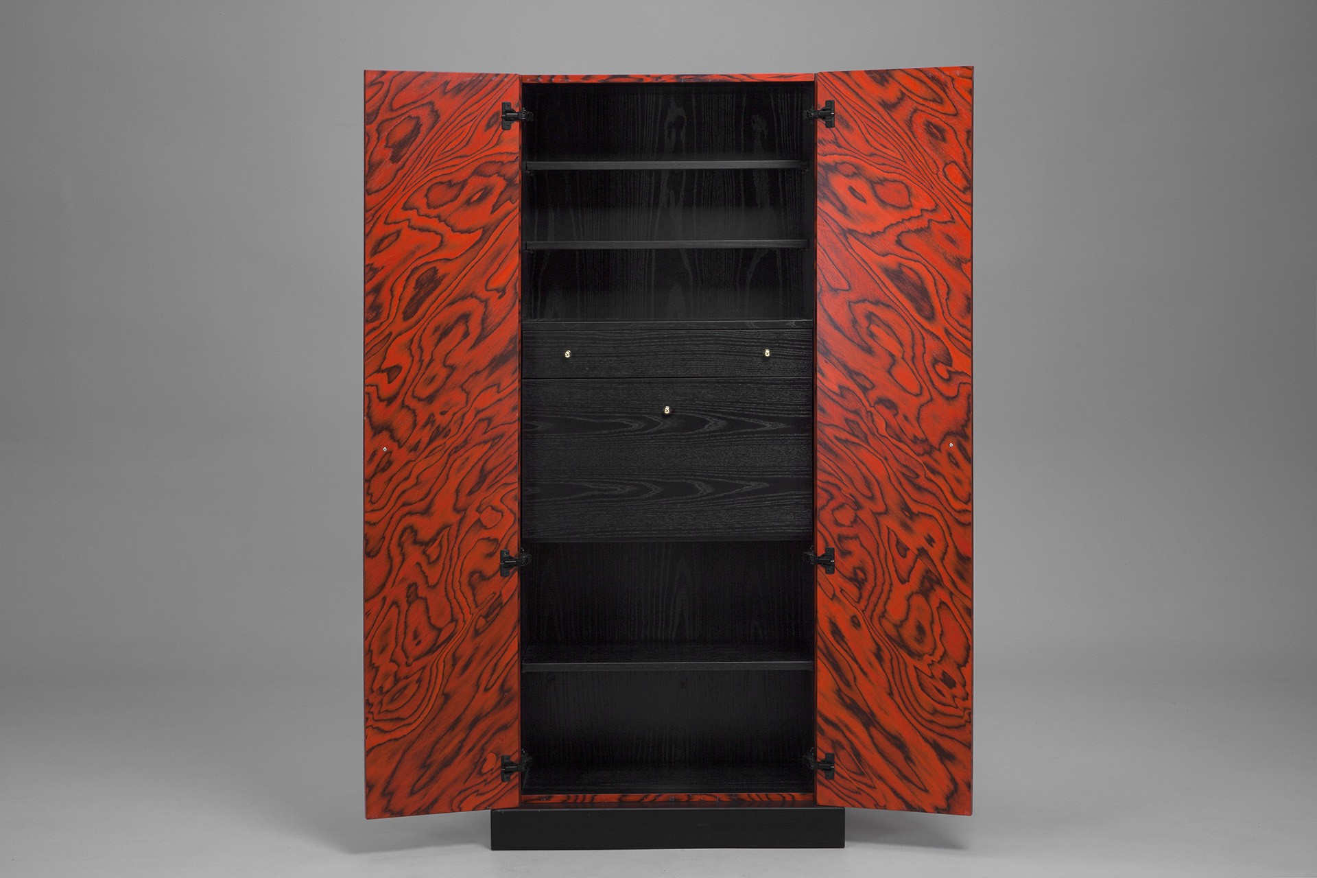 Cabinet "Nairobi" image 3
