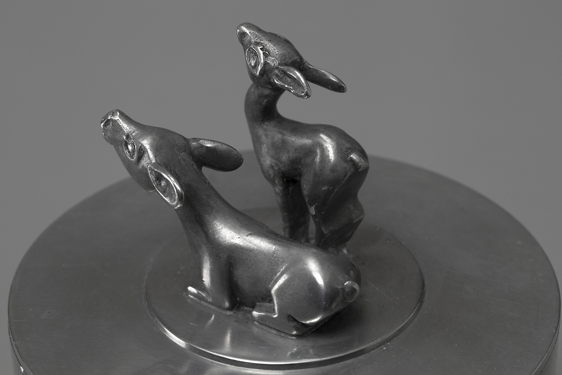 Pewter Jar With Lid image 4