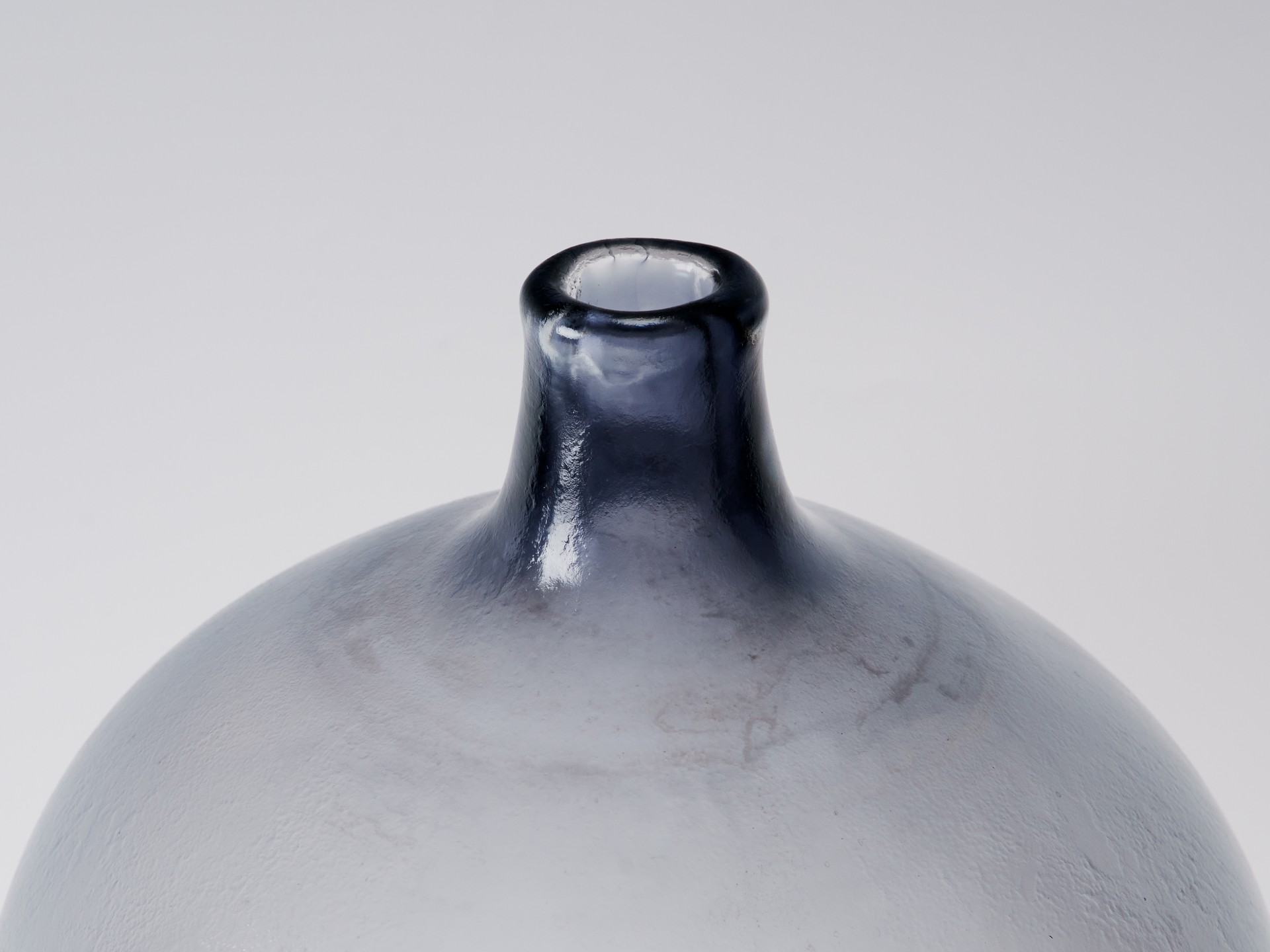 Large Vase image 3