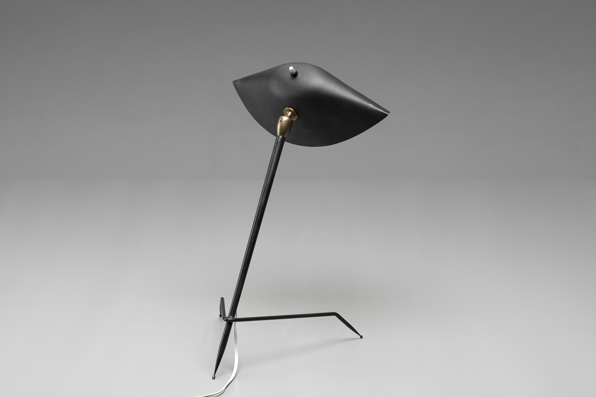 Trepied Table Lamp image 2