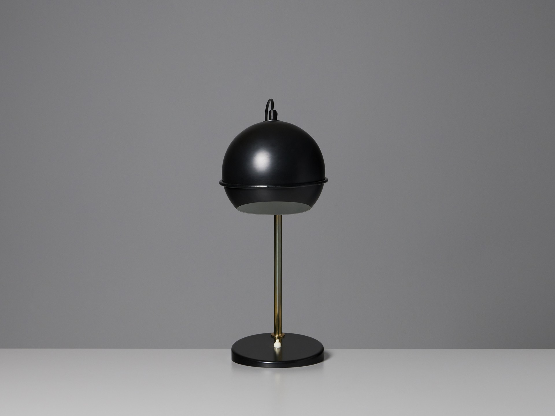 Table Lamp image 3