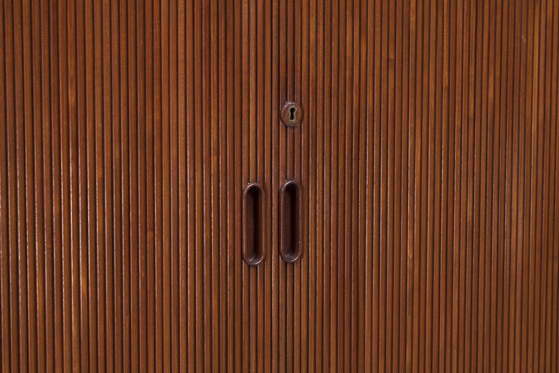 Cabinet image 4