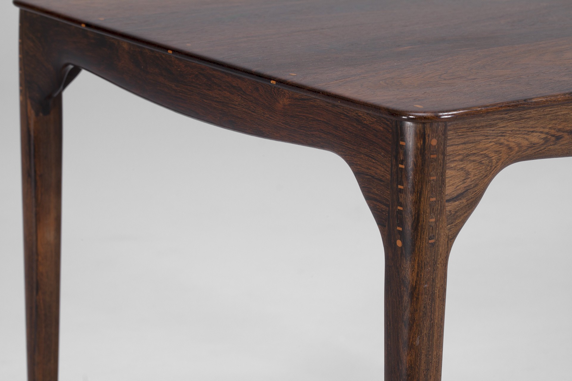 “Museum table” image 4