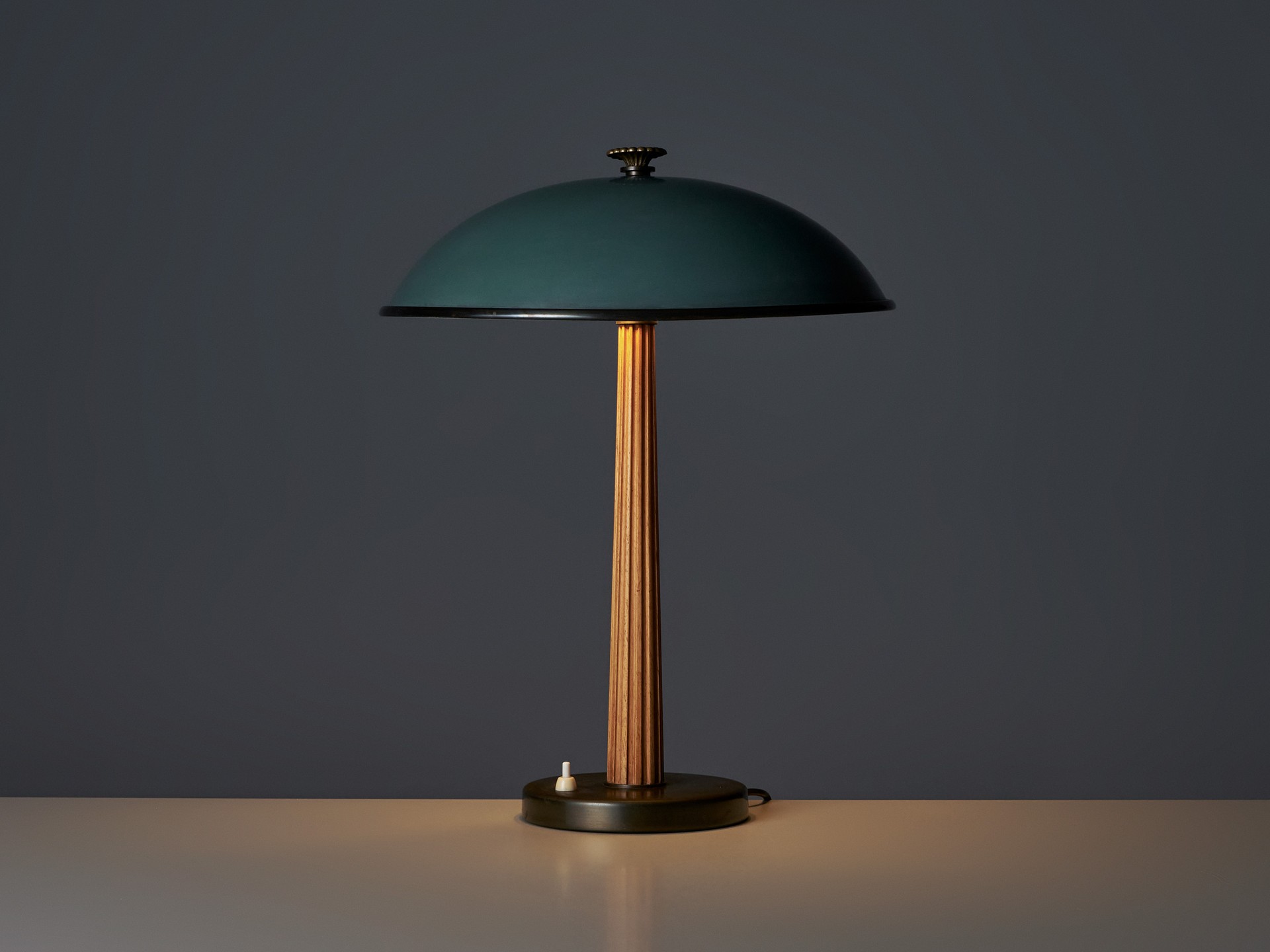 Table lamp image 2