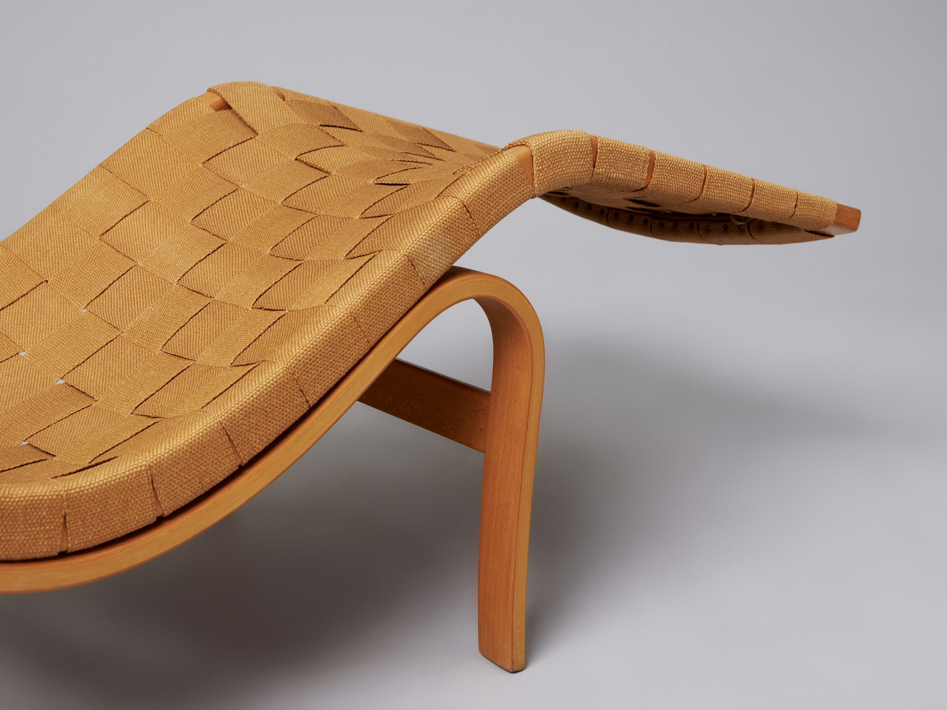 Lounge Chair image 7
