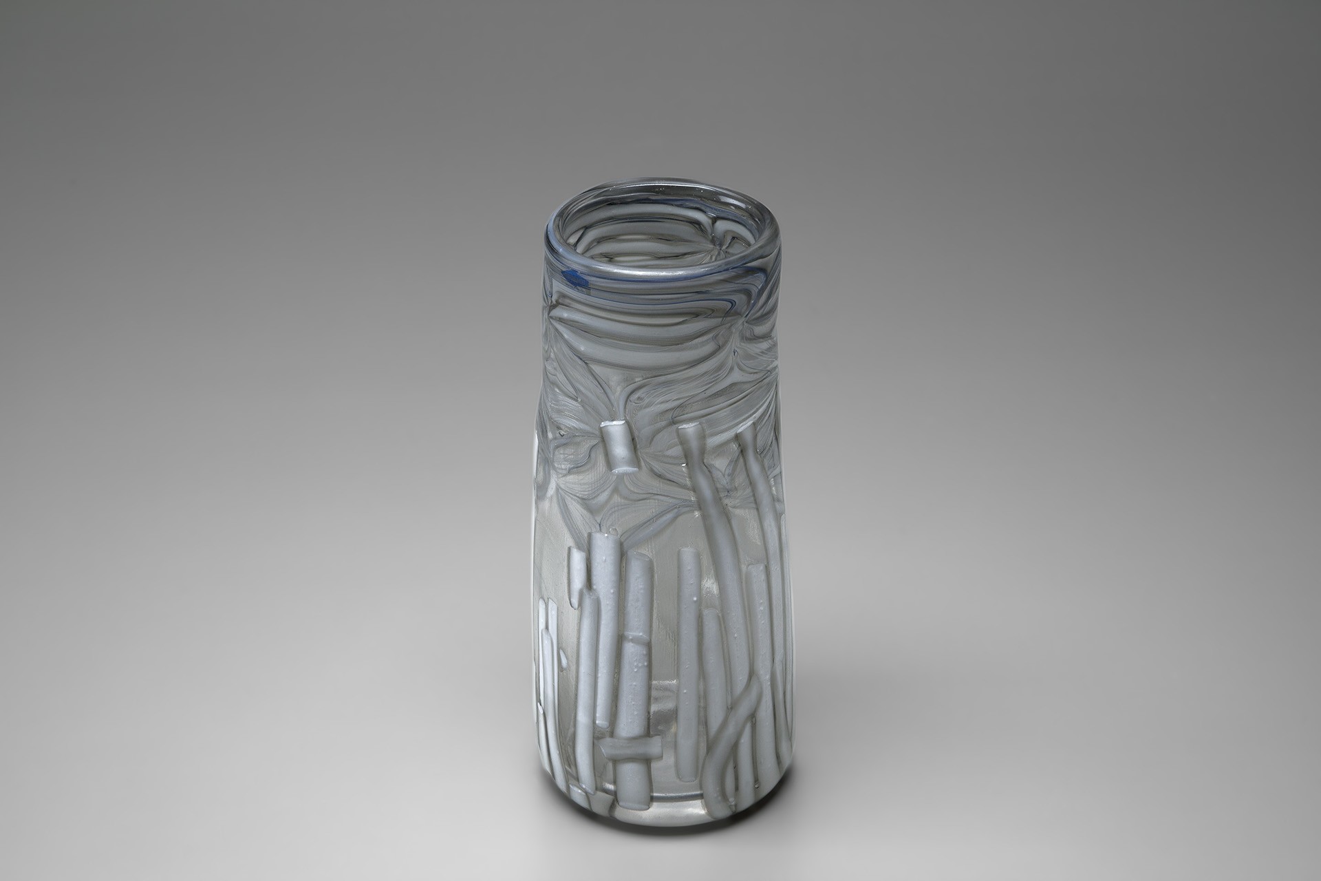 Vase image 4