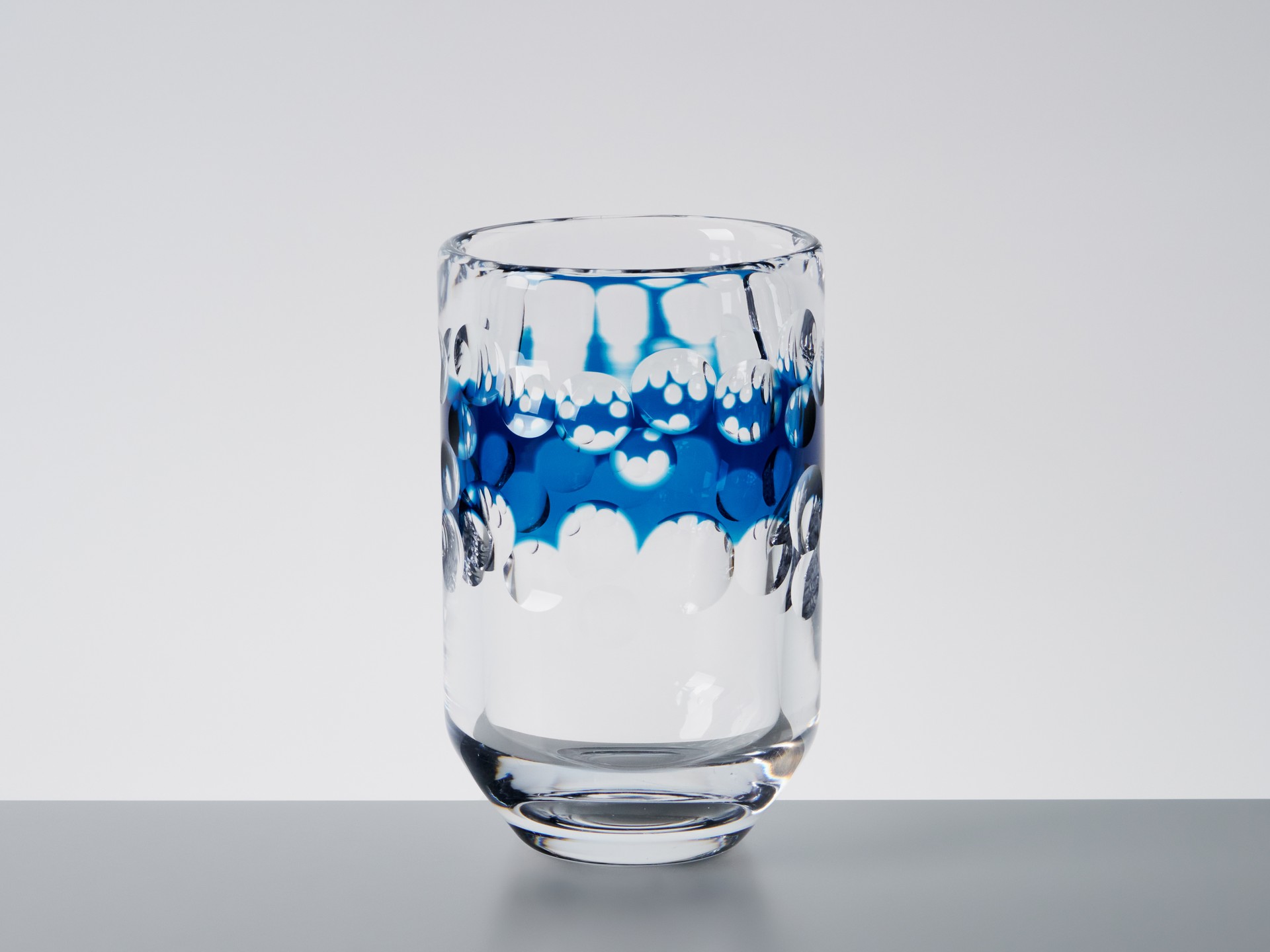 Vase image 2
