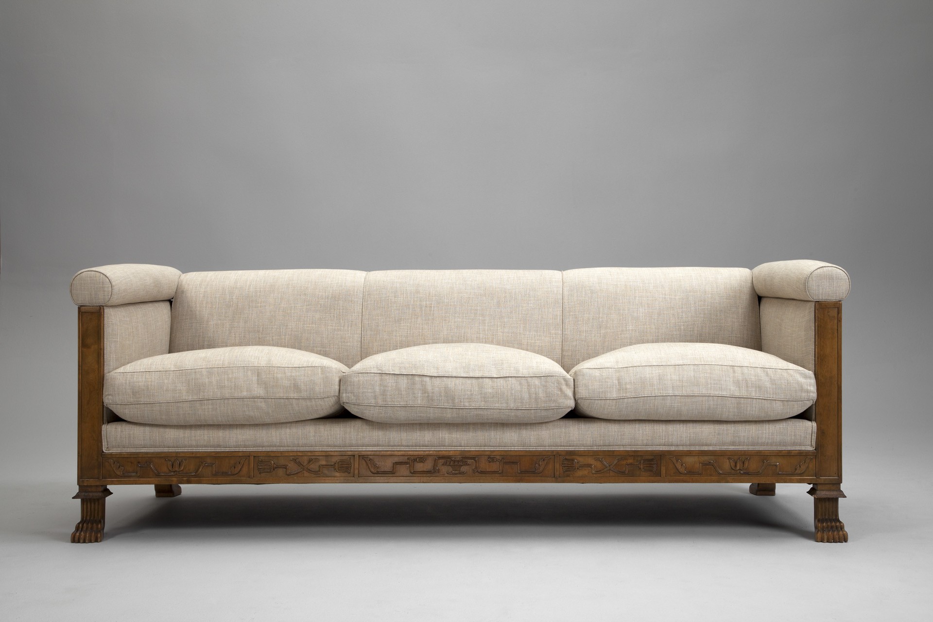 'Caesar' Sofa image 3