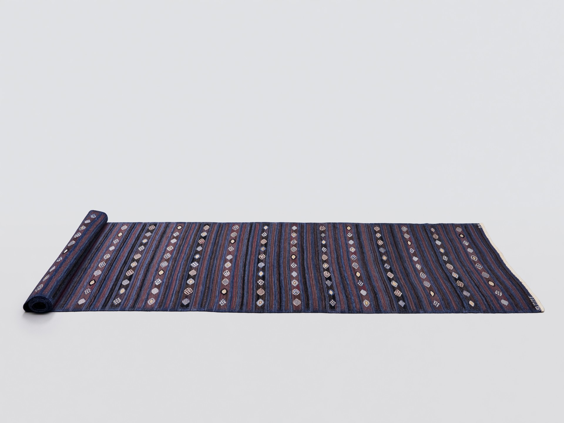 'Blåbär Mörk' Runner image 2