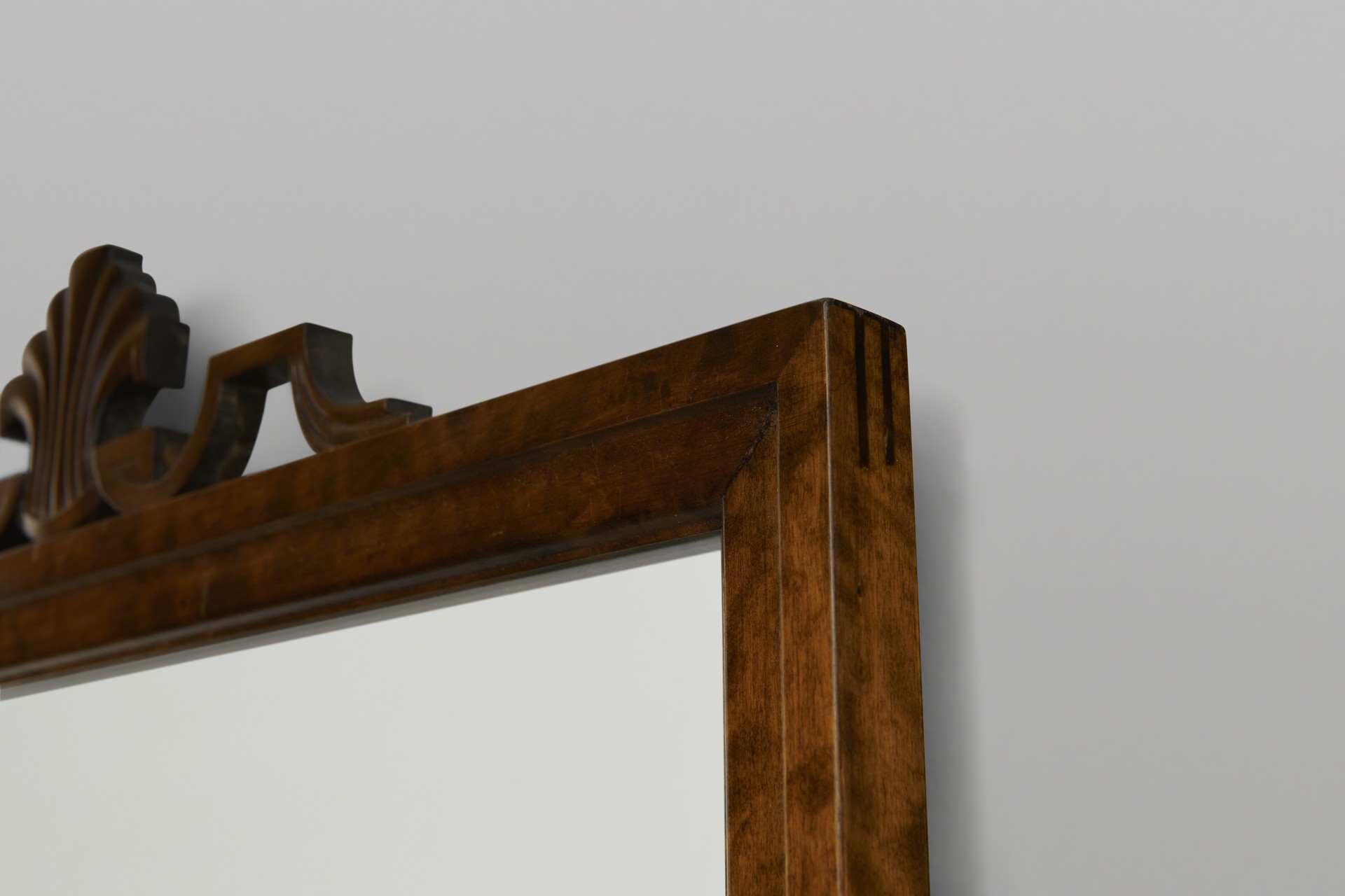 Neoclassical Mirror image 4