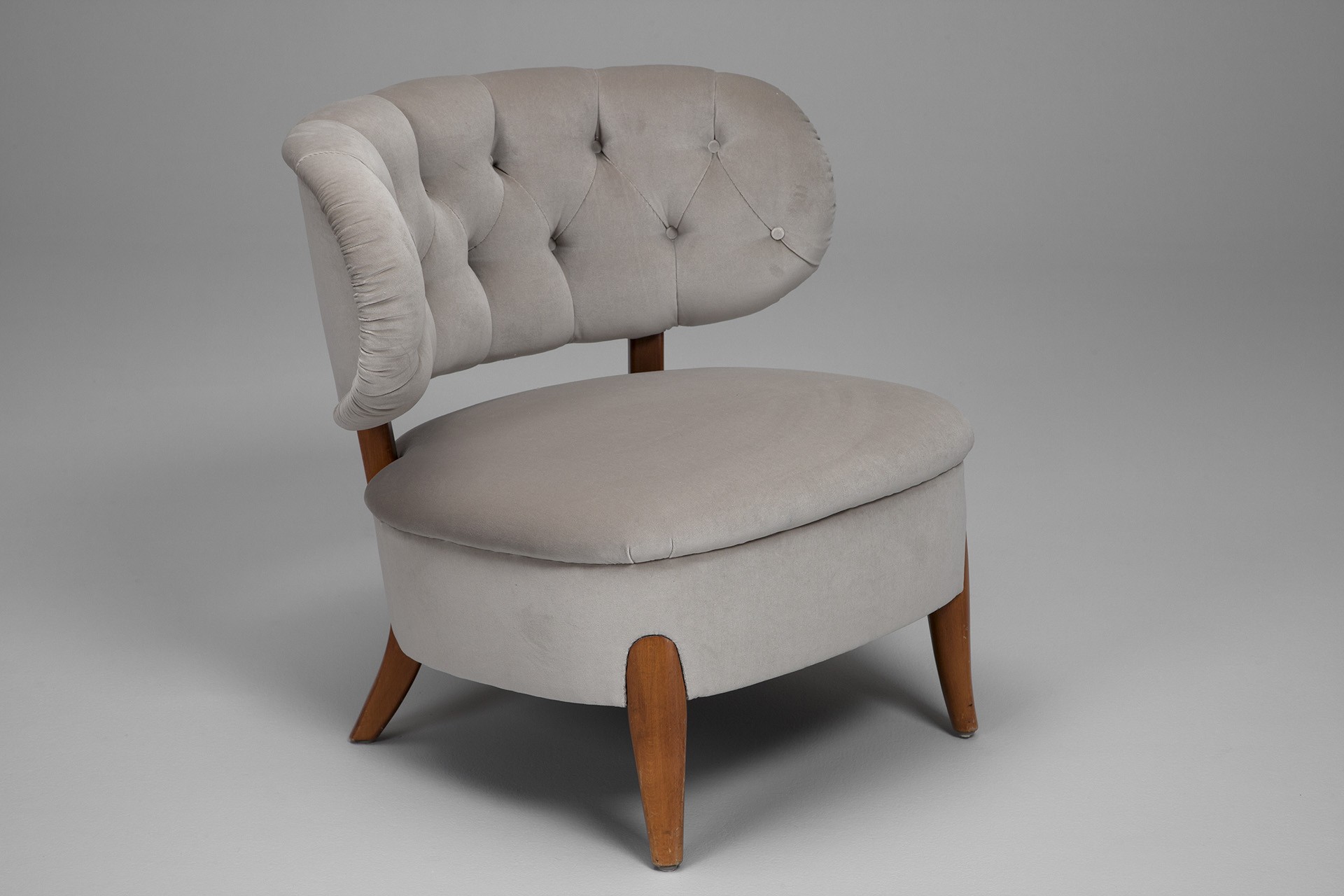 Pair of Lounge Chairs image 4