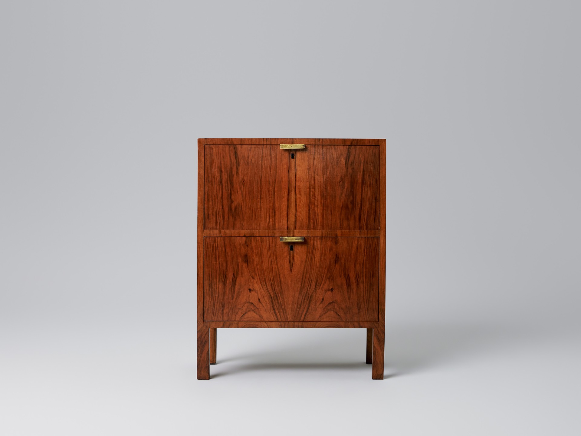 Bar Cabinet image 2