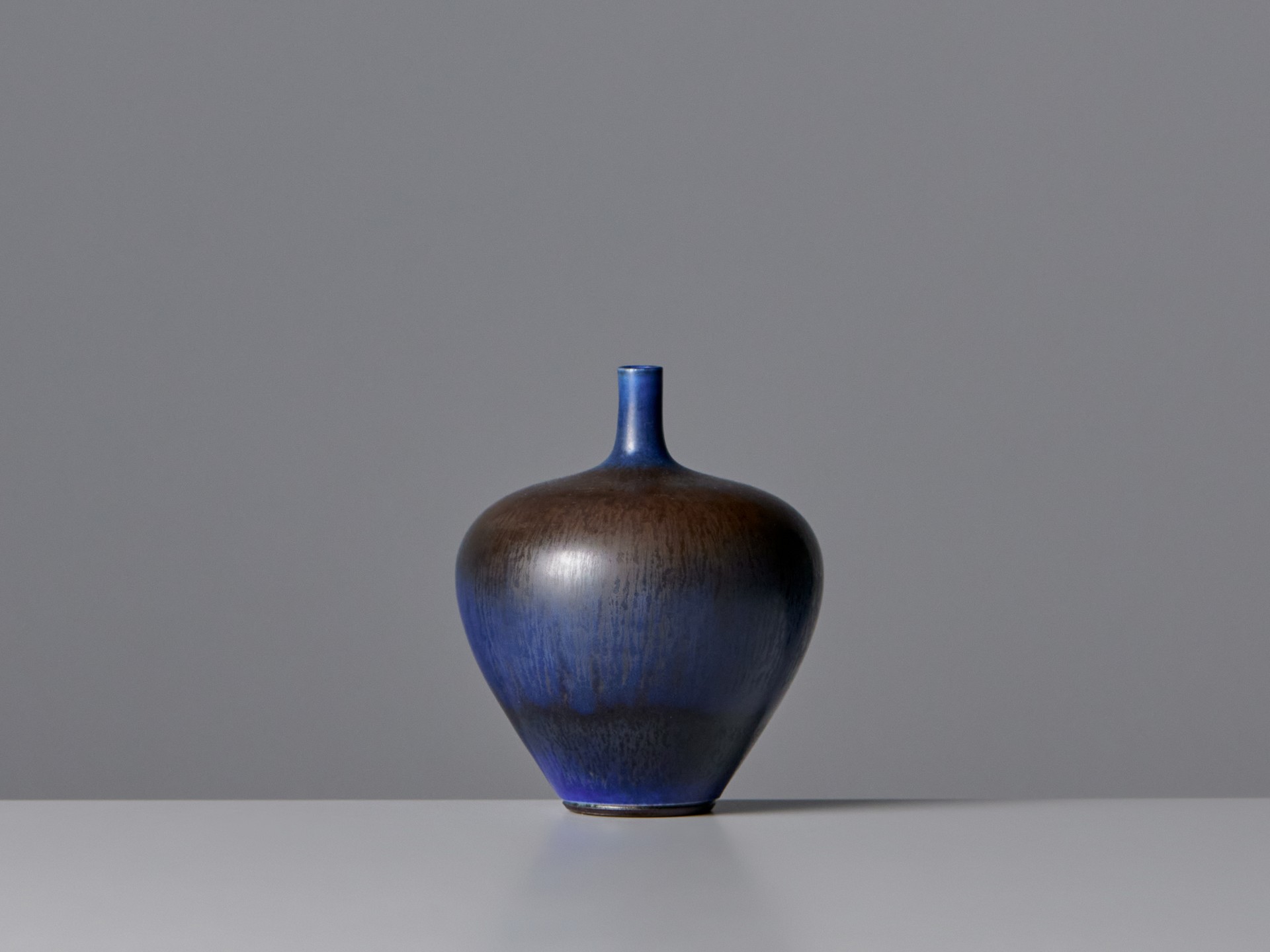Vase image 3