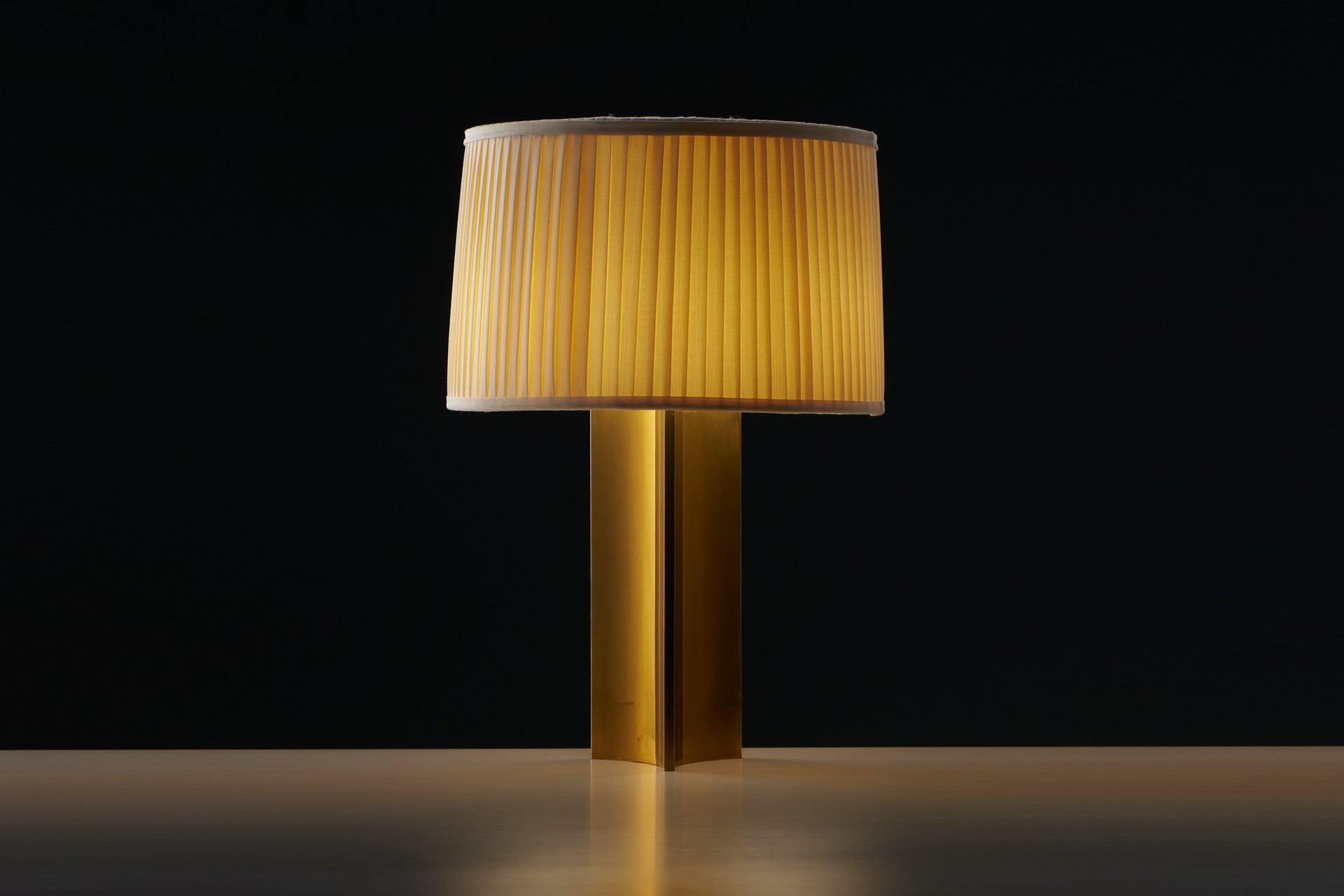 Rare Table Lamp, Model no. 546D image 3