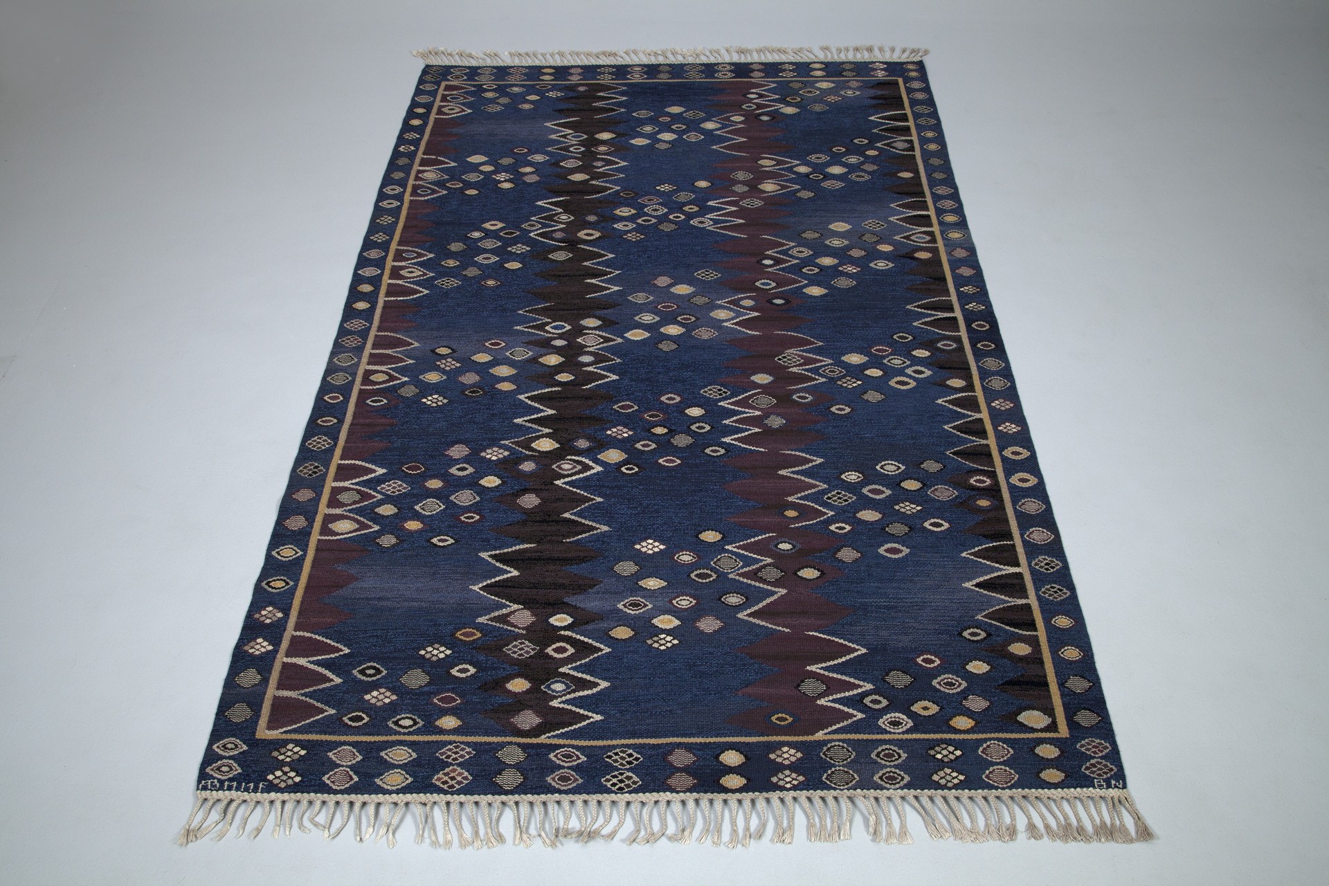 Carpet image 2