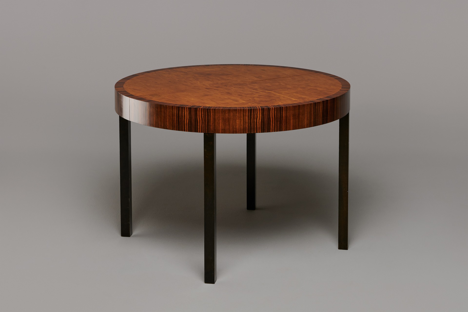 'Record' Extending Dining Table image 3