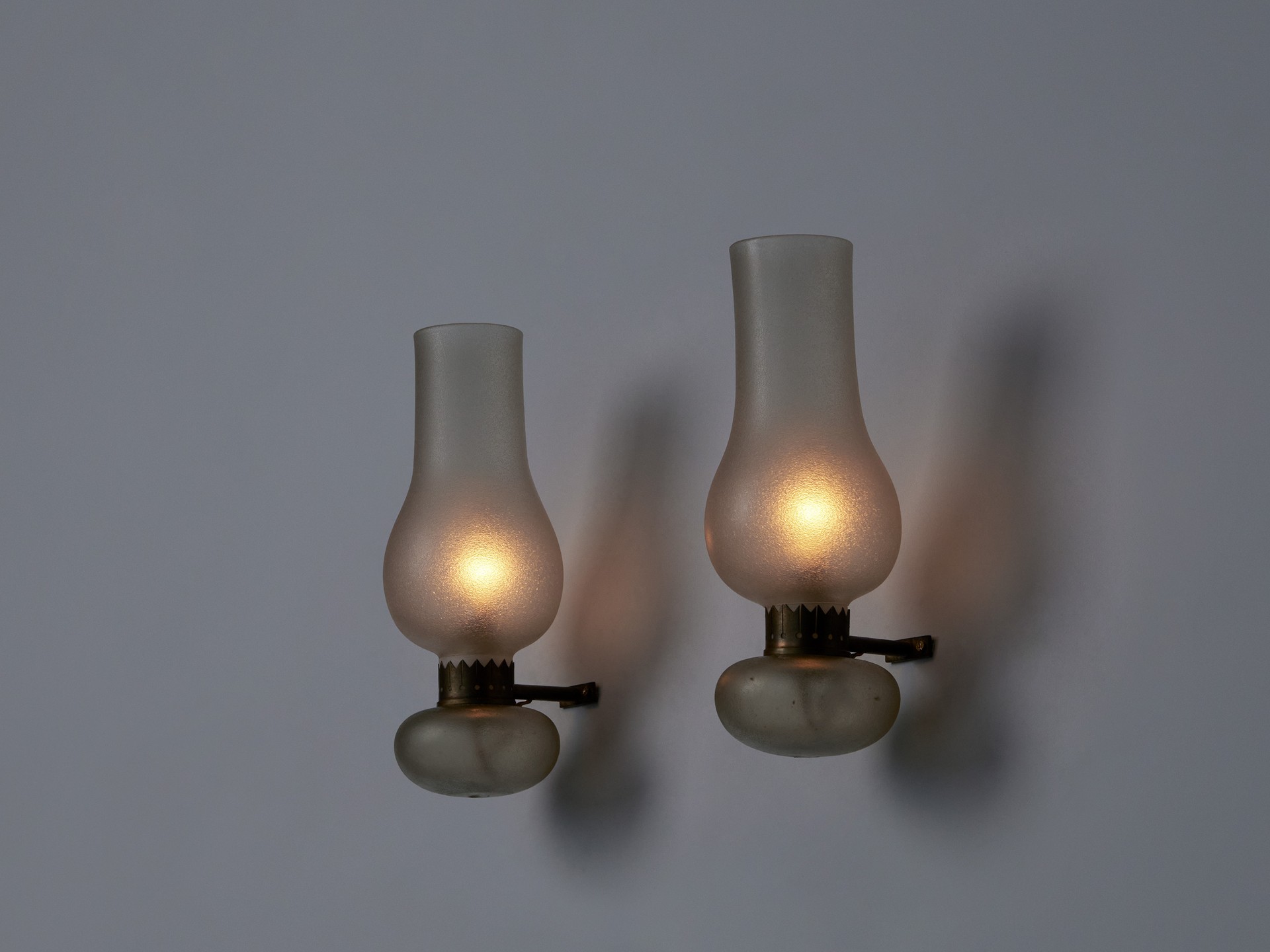 Pair of Wall Lamps image 2