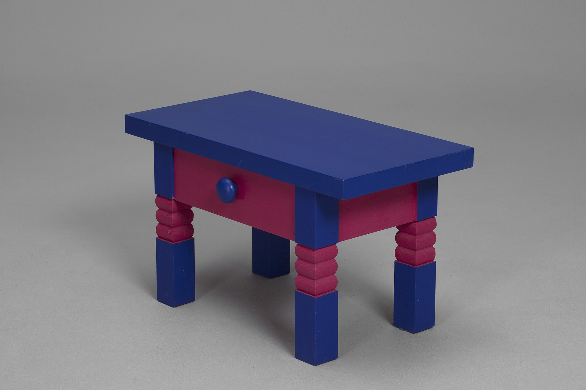 Small Bureau image 2