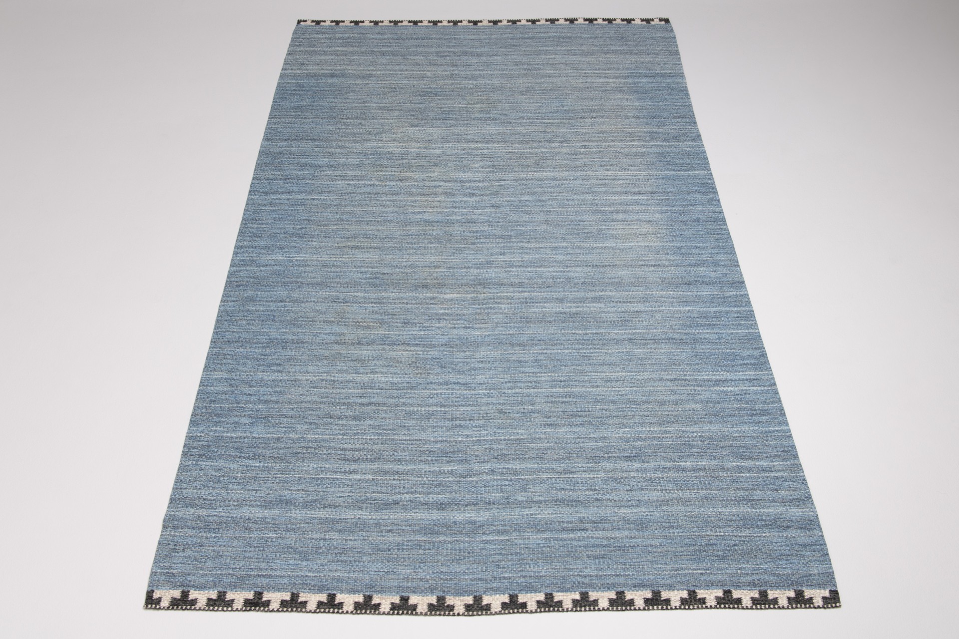 Carpet image 2