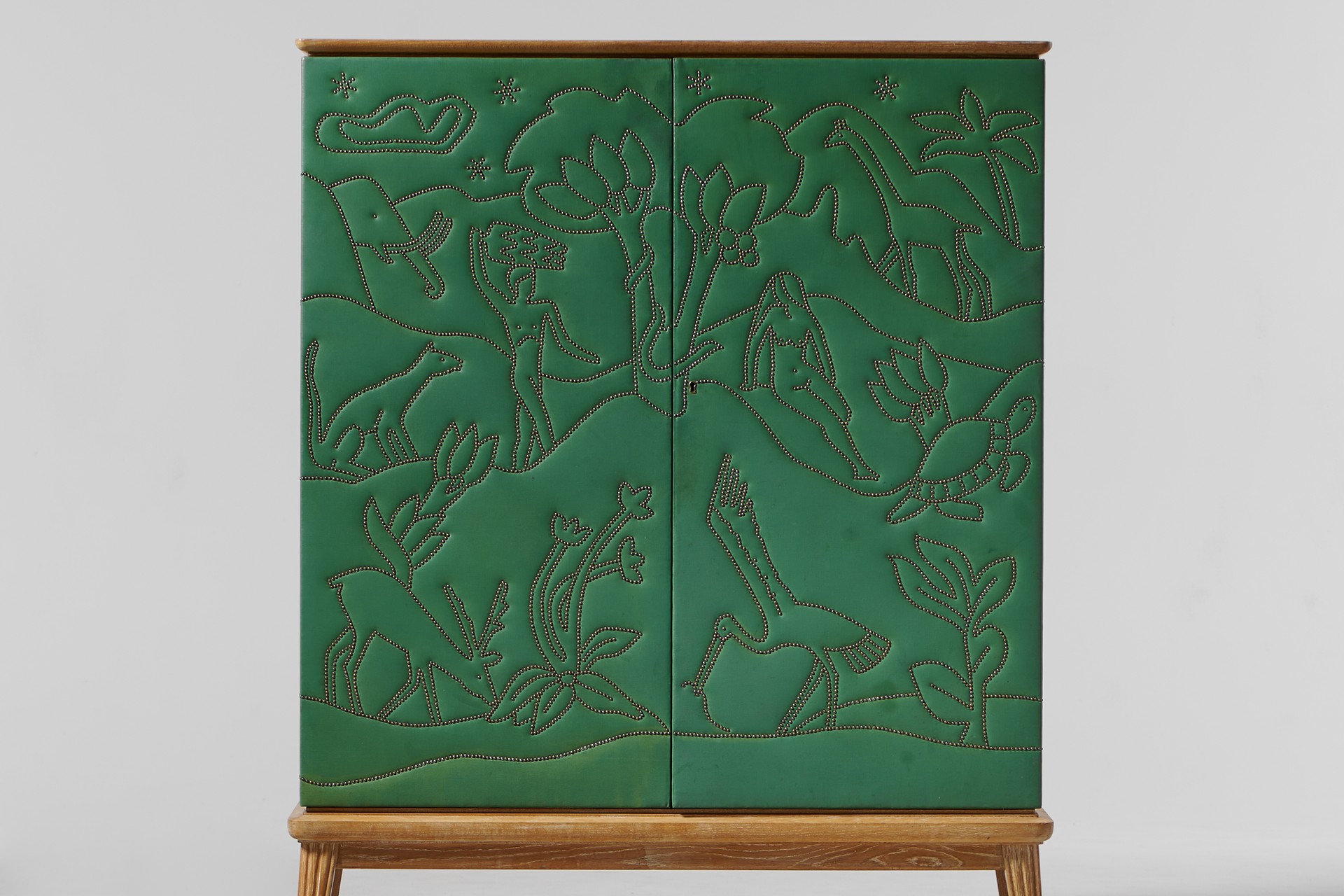 'Paradise' Cabinet image 3