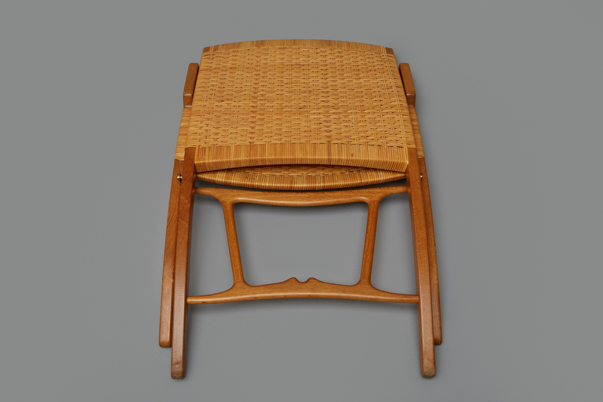 Pair of Folding Chairs, Model no. 512 image 7