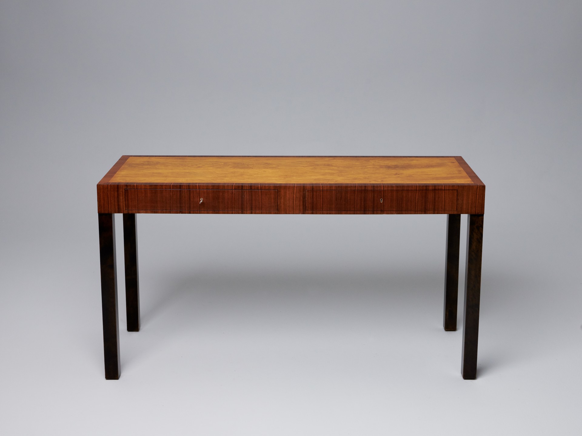 'Record' Desk / Console image 2