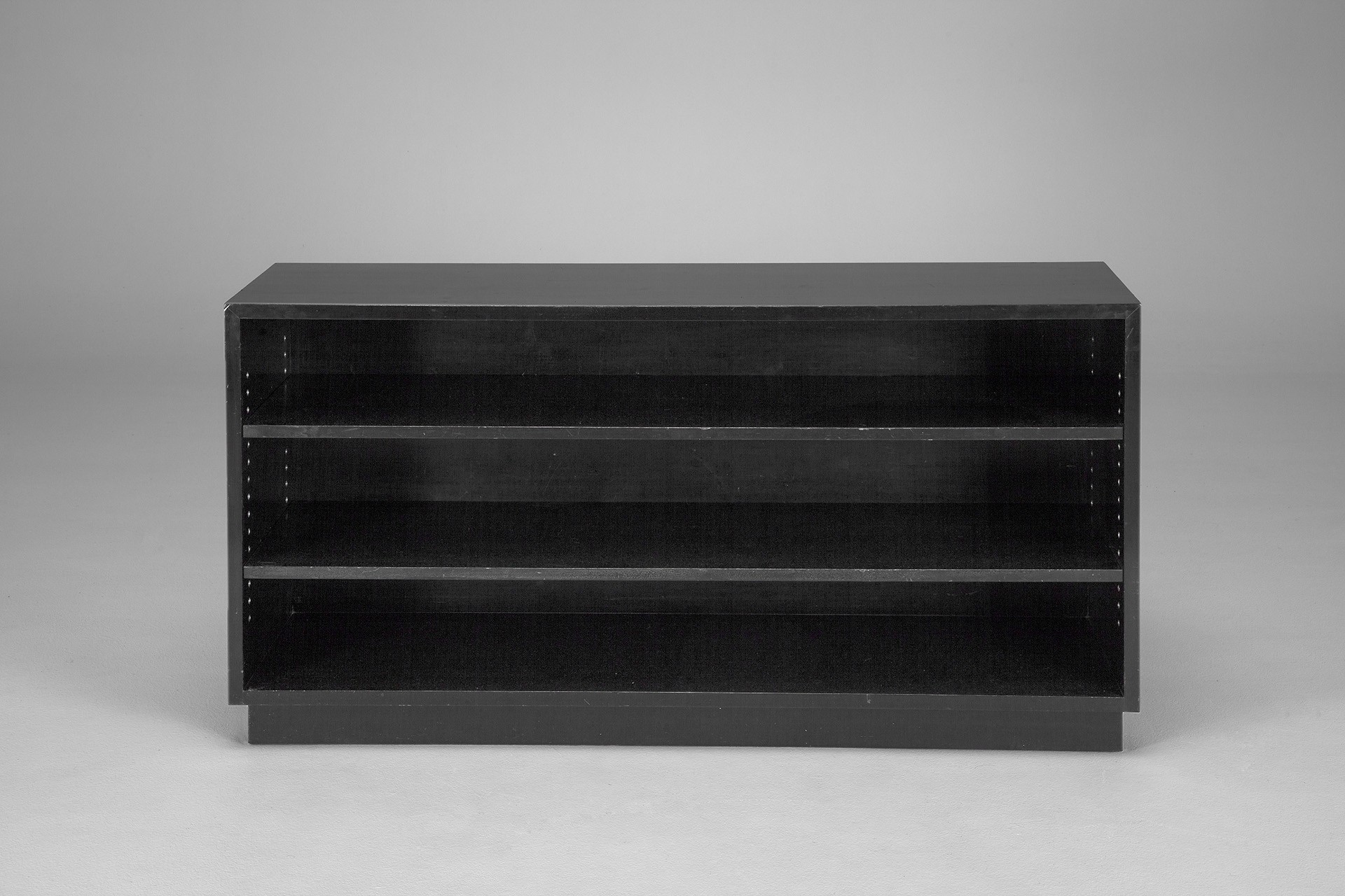 Shelf image 2