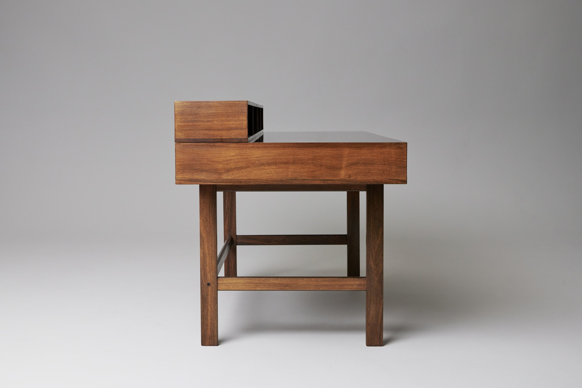 Desk image 6
