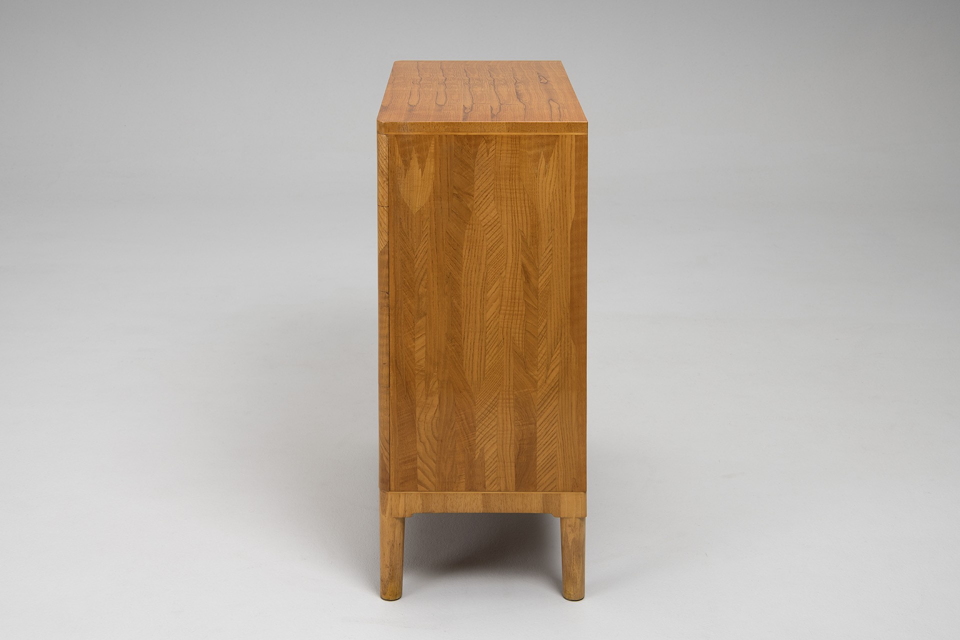 Chest of Drawers image 6