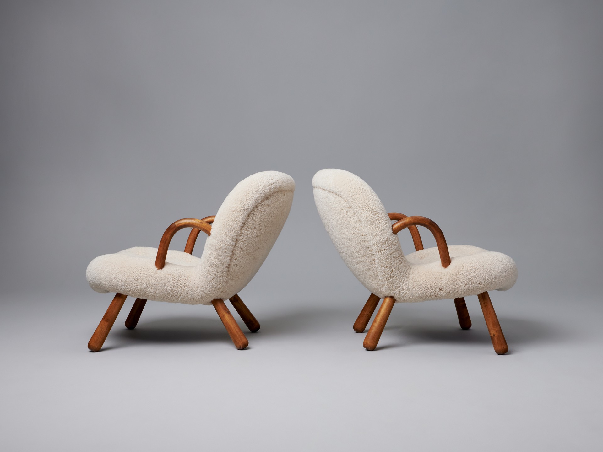 Pair of 'Clam' Armchairs image 4