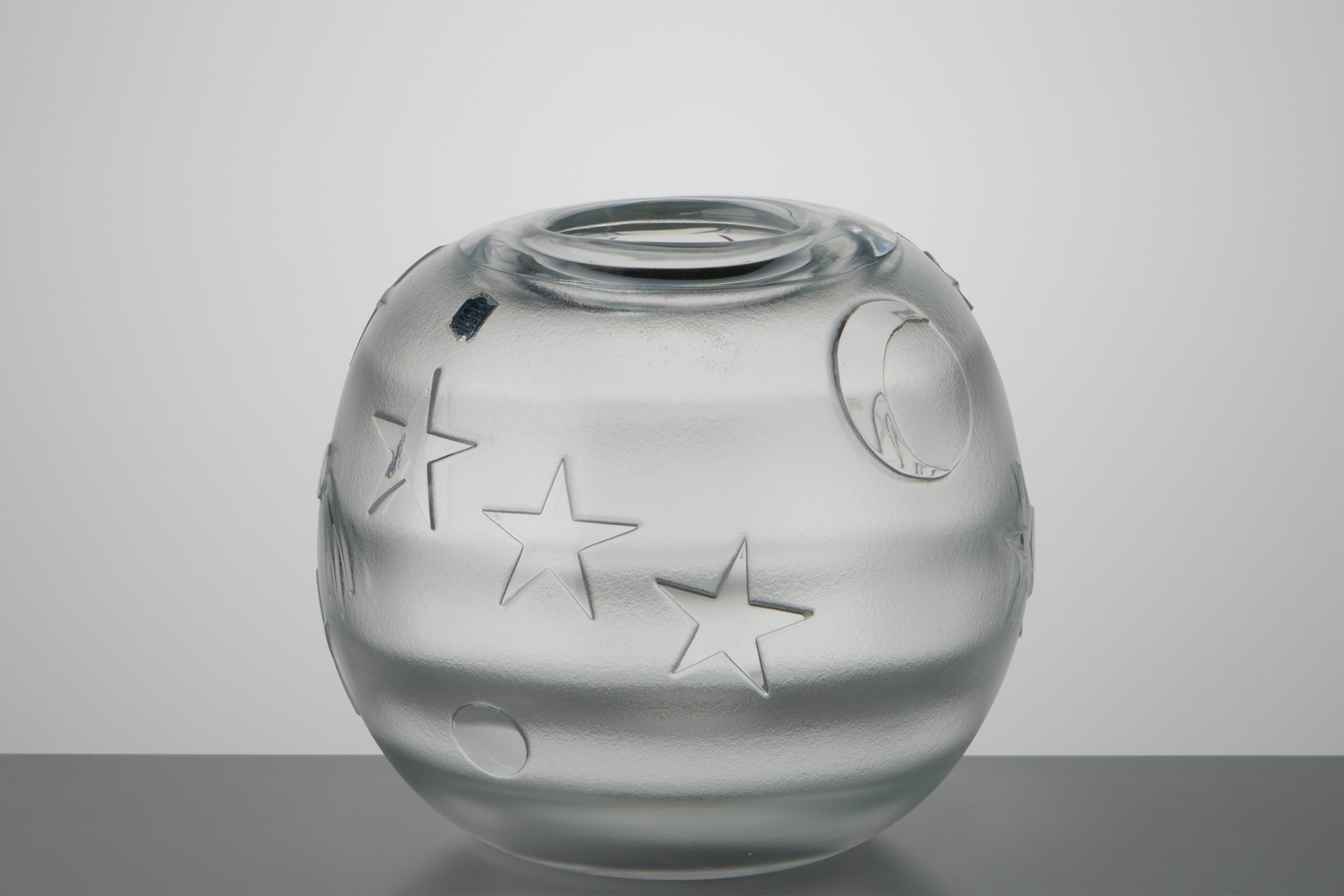 Vase image 2