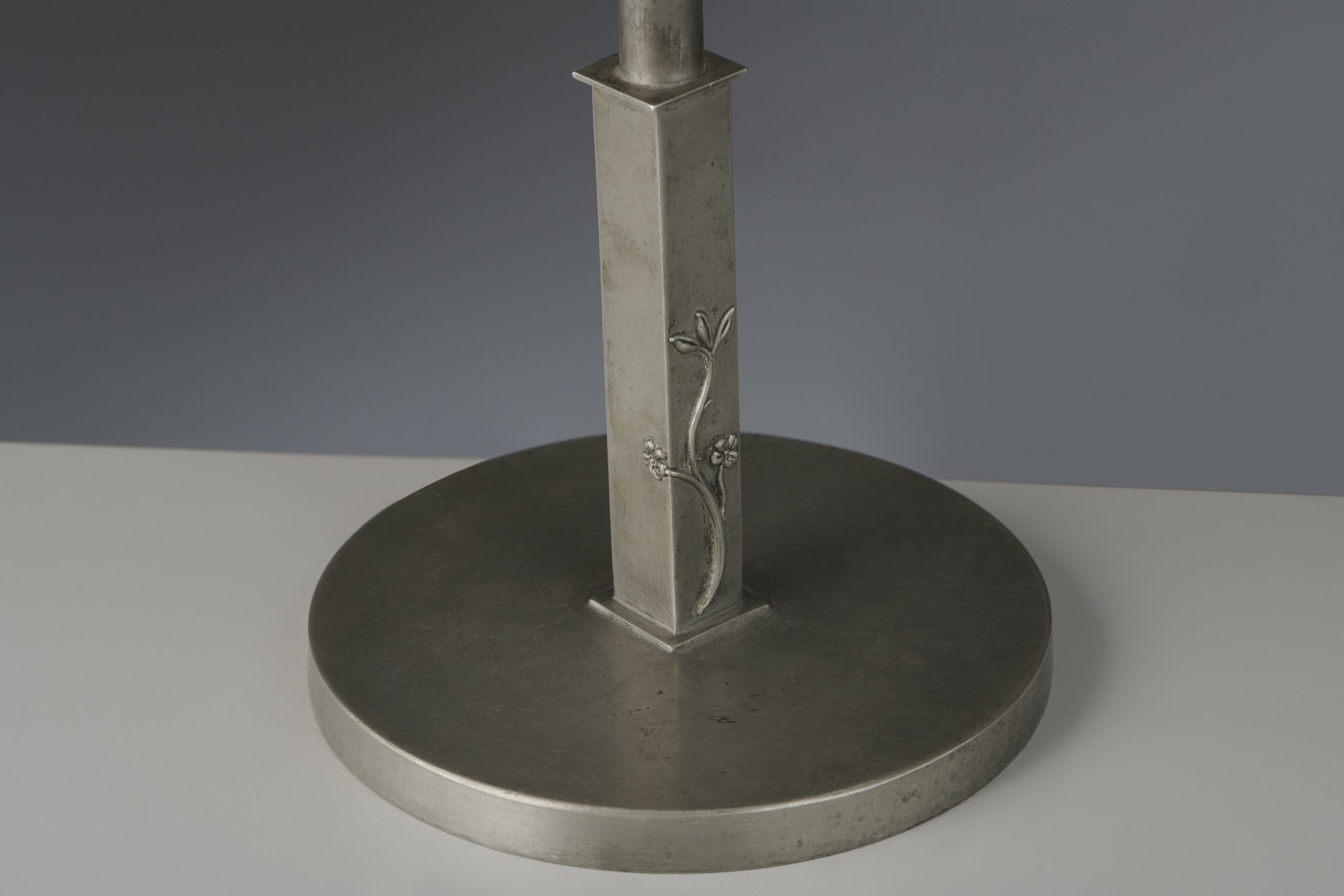Table Lamp image 3