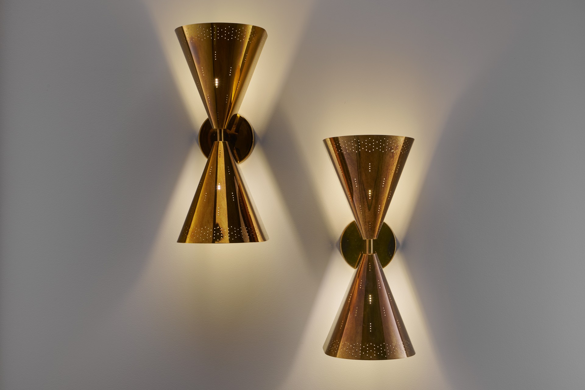 Pair of Wall Lamps image 3