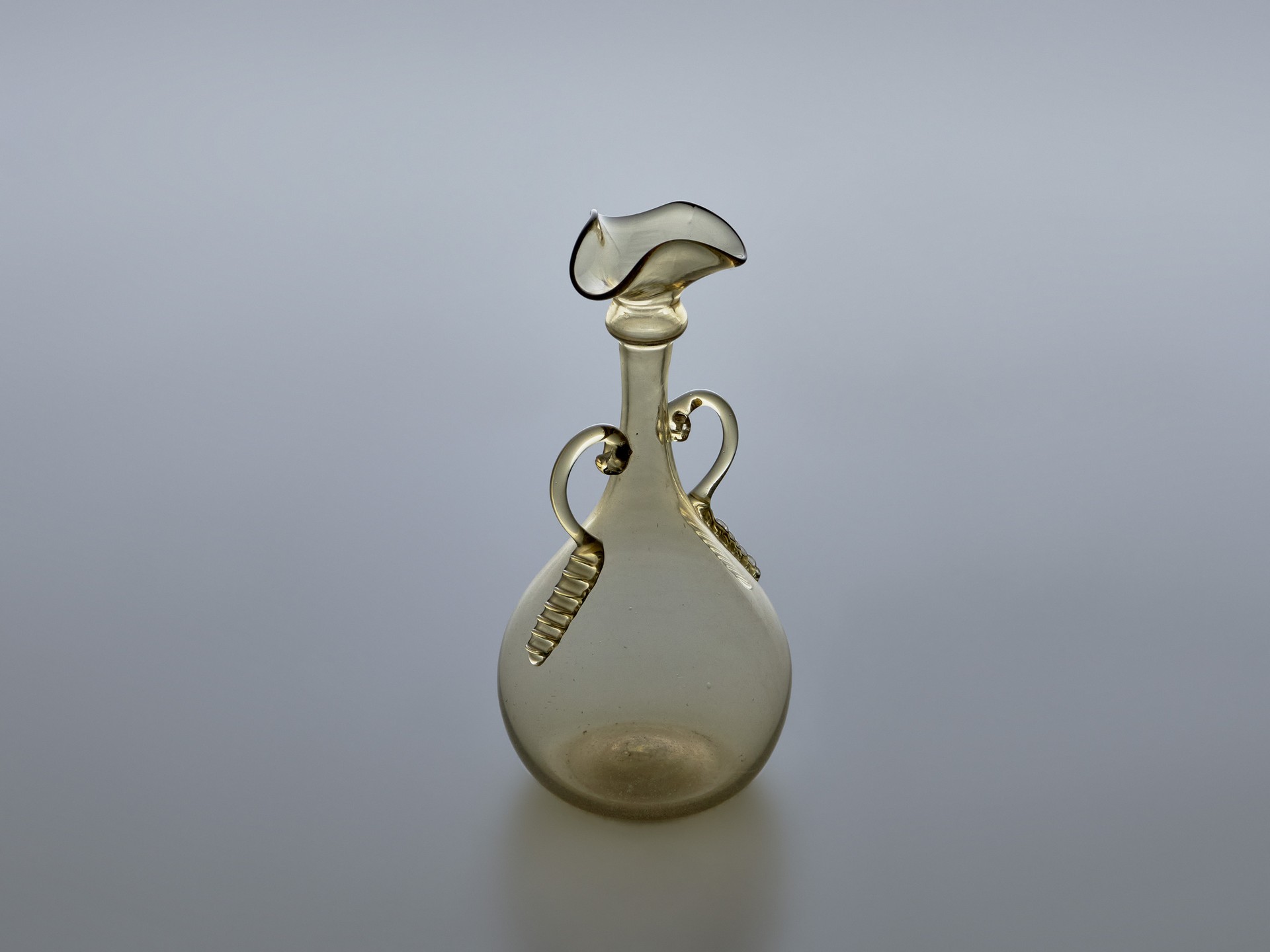 Bottle image 3