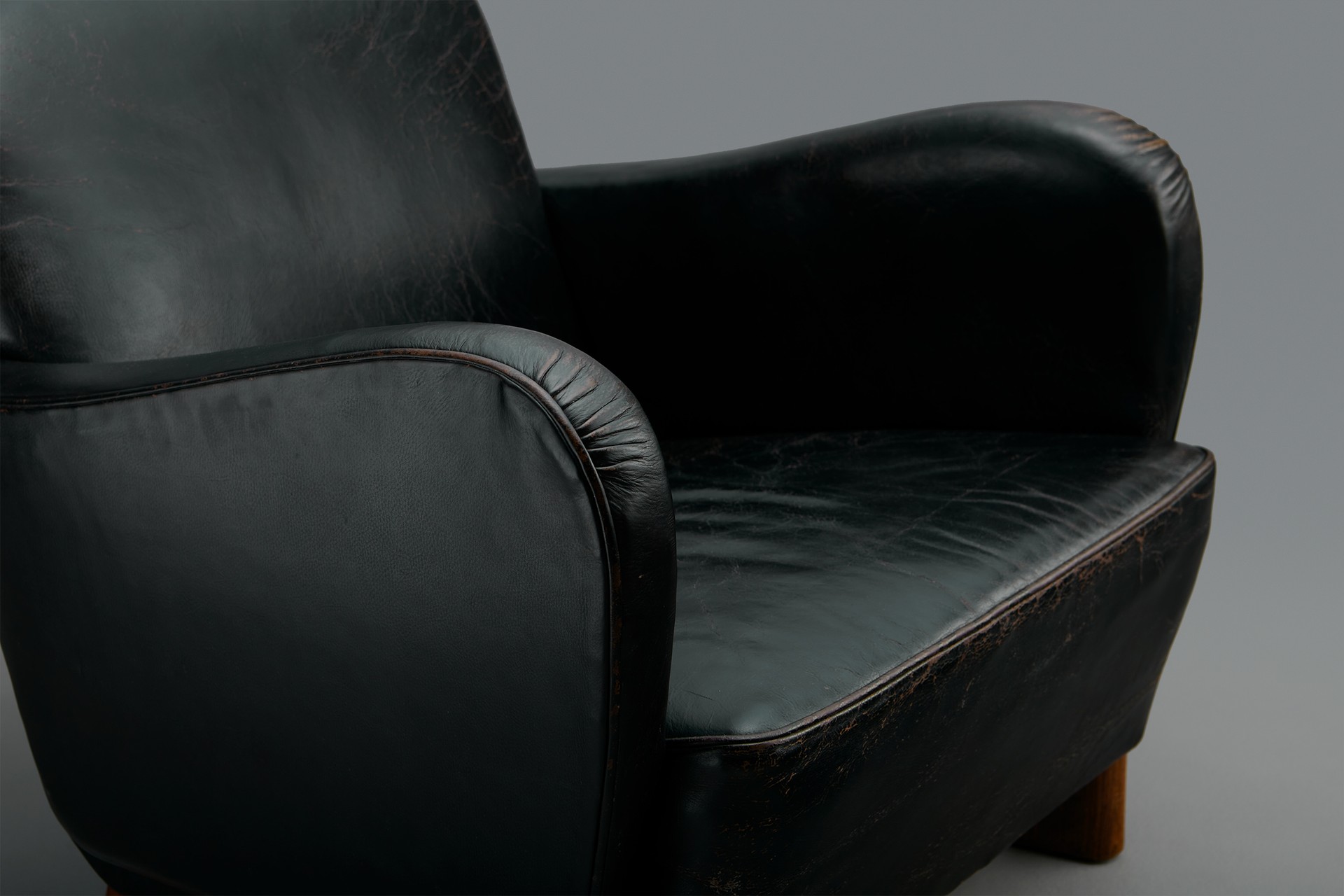 Armchair, Model no. 1565 image 5