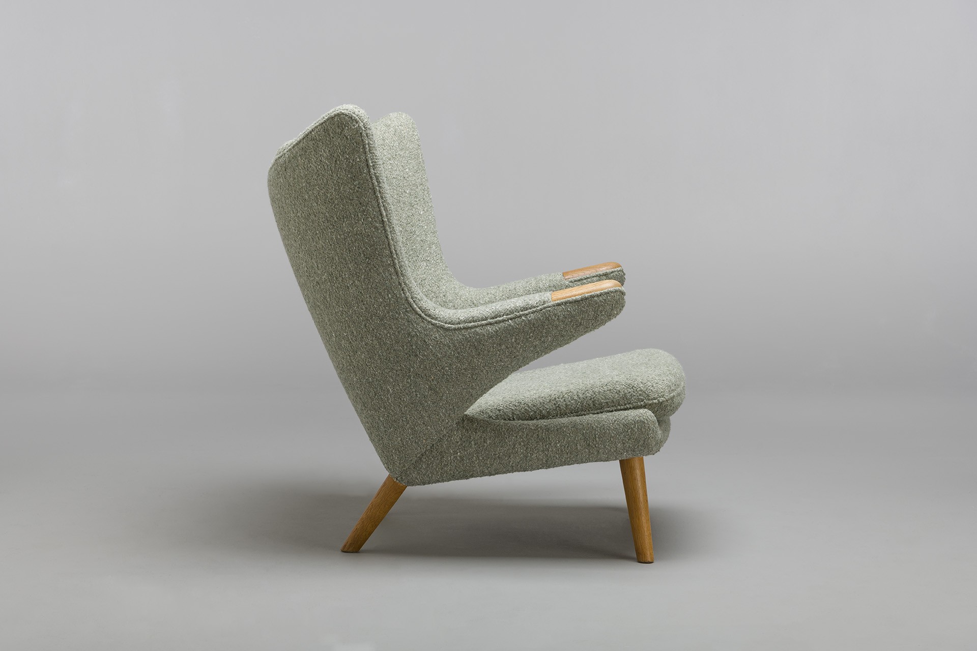 'Papa Bear' Armchair, Model no. AP 19 image 2