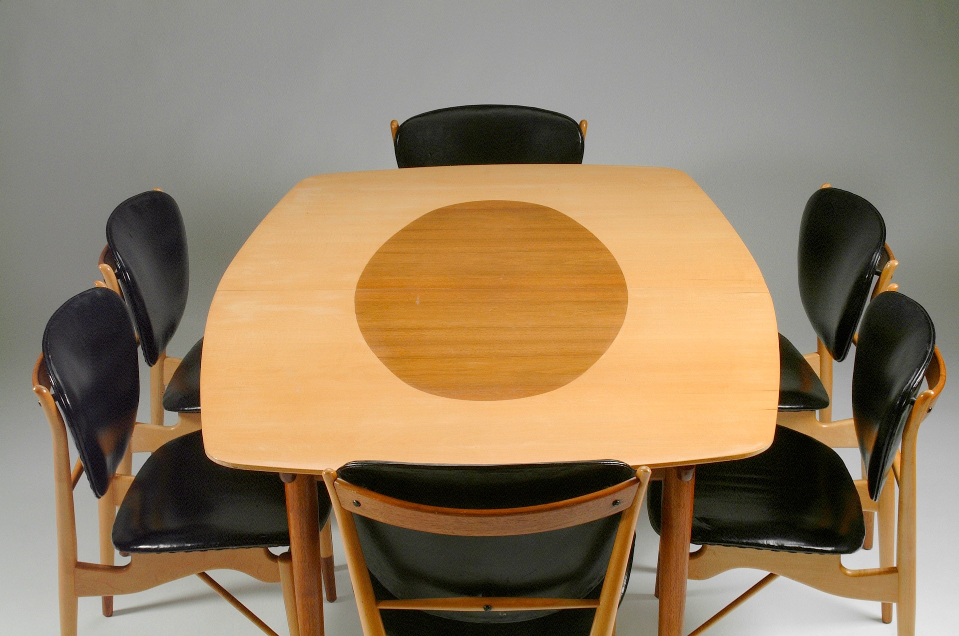 Finn Juhl Dining Set