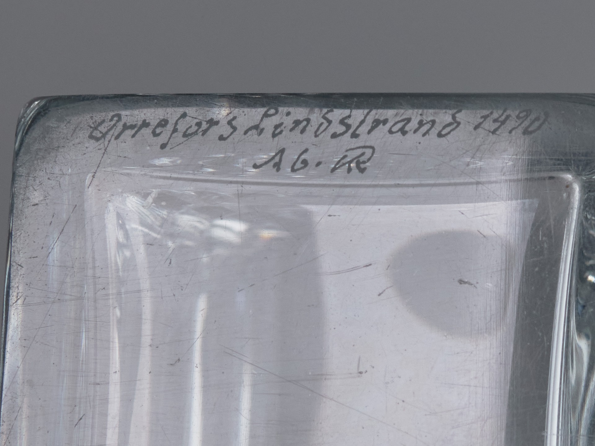 Vase image 7