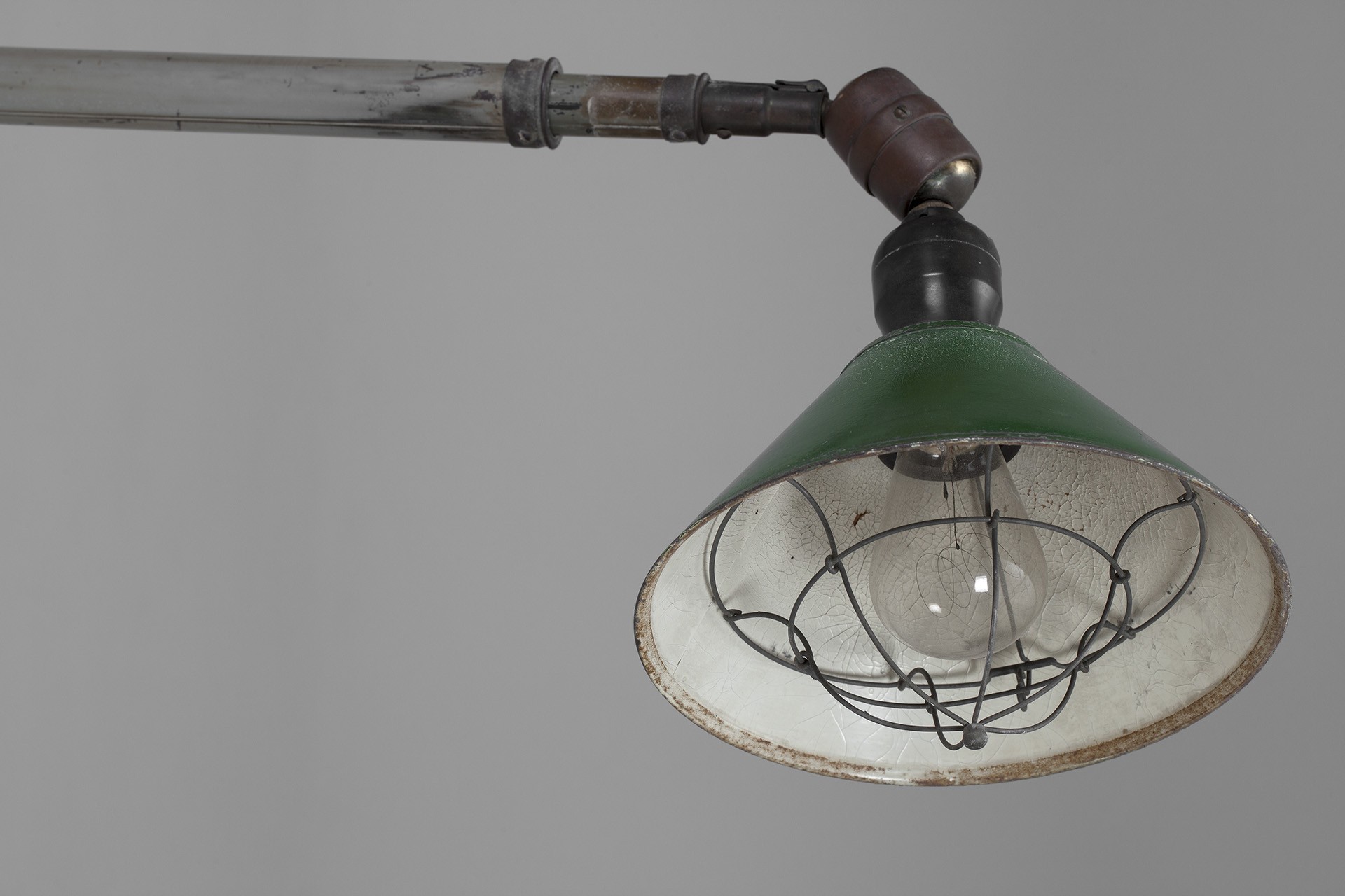 Extending Triplex Wall / Ceiling Lamp image 3