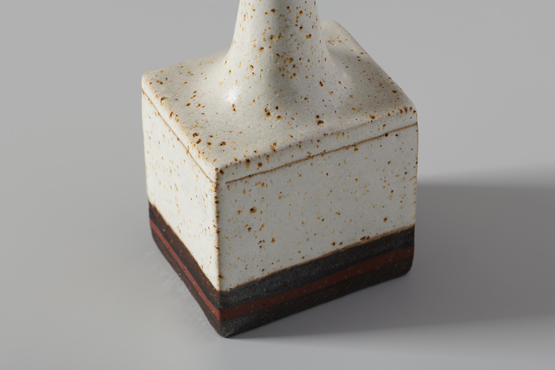 Set of 2 Vases image 4